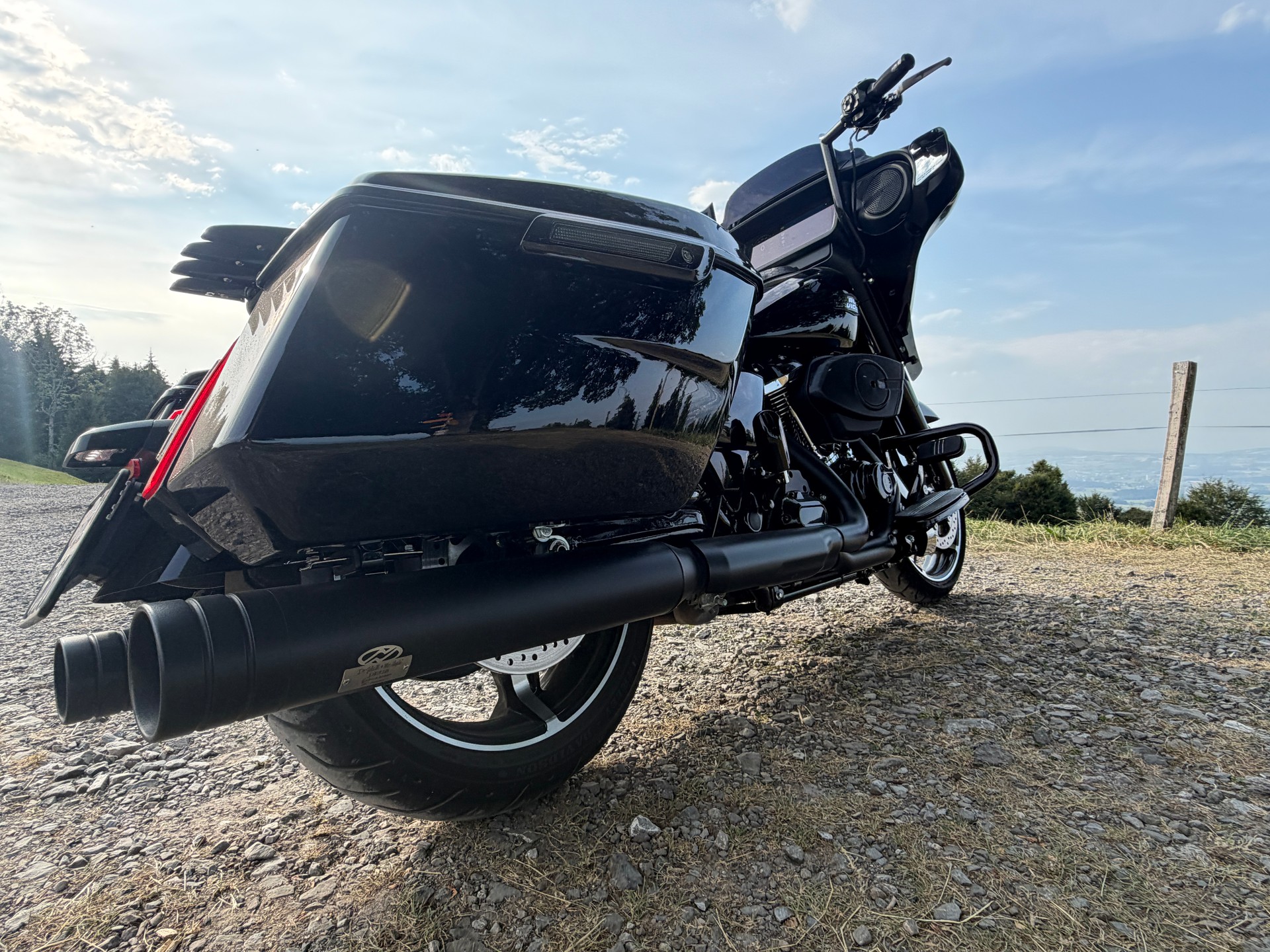 HARLEY-DAVIDSON FLHX Street Glide Black Finish 117-image-3