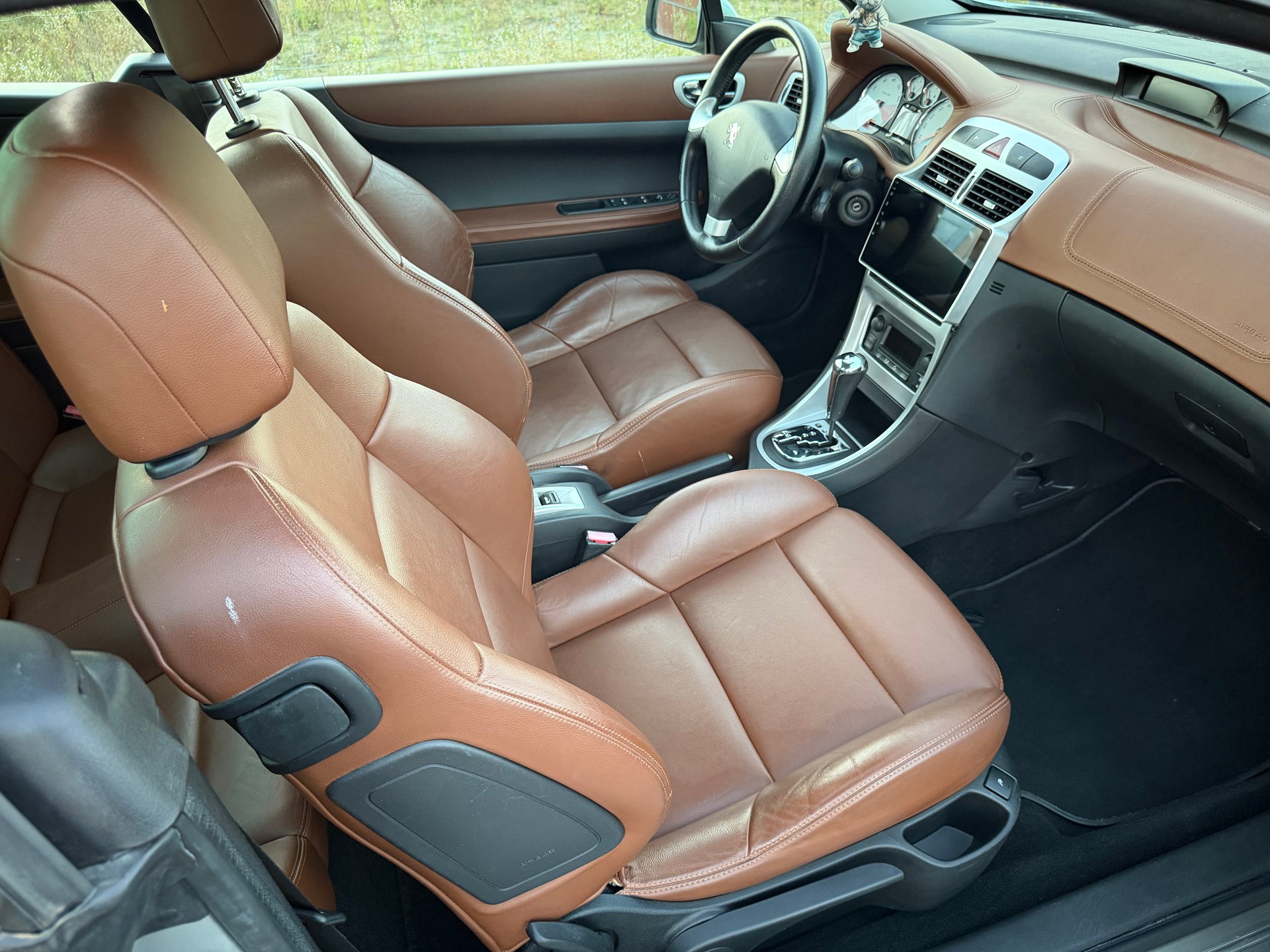 PEUGEOT 307 CC 2.0 16V Dynamic-image-10