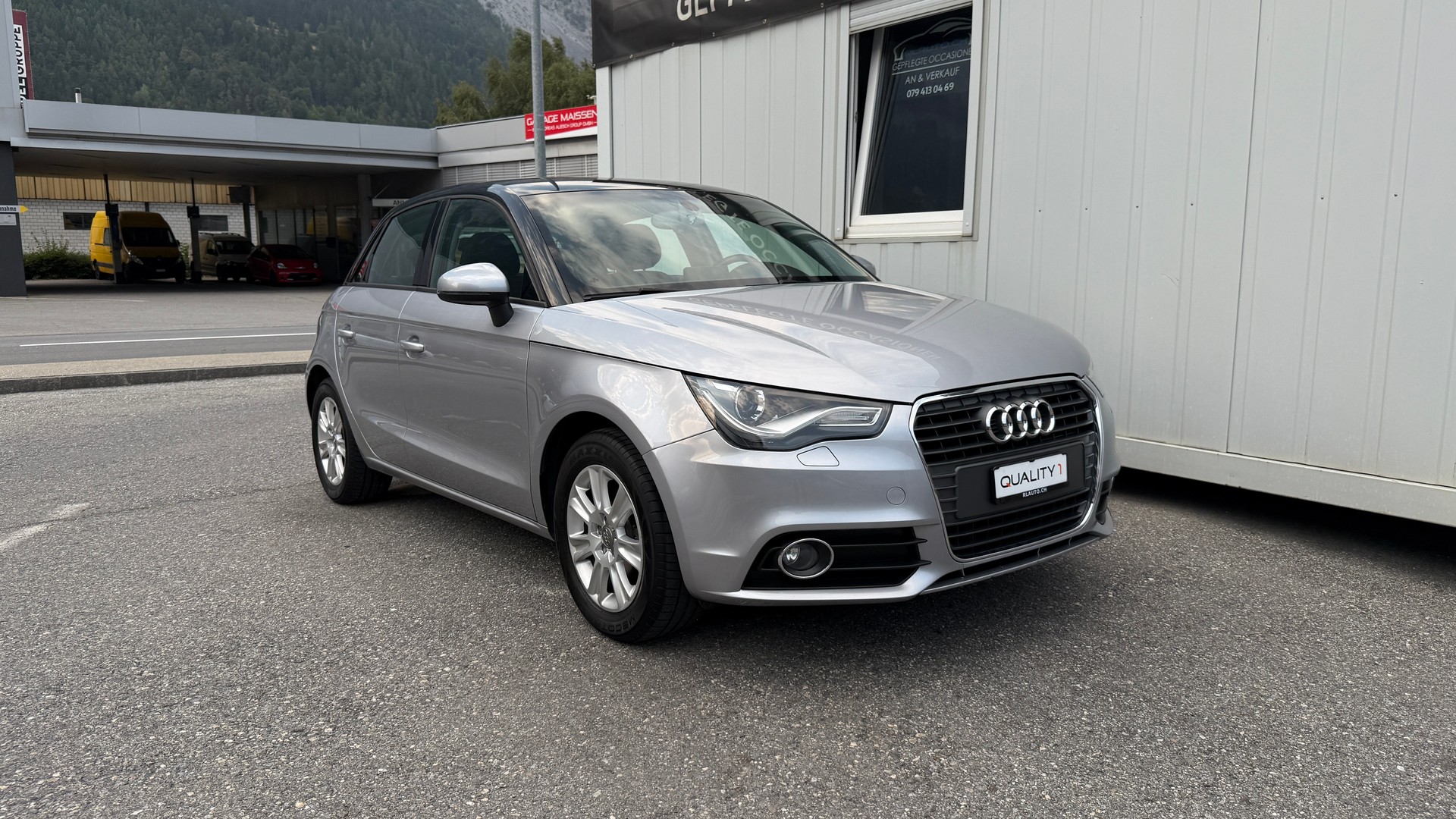 AUDI A1 Sportback 1.2 TFSI Attraction-showroom-element-1