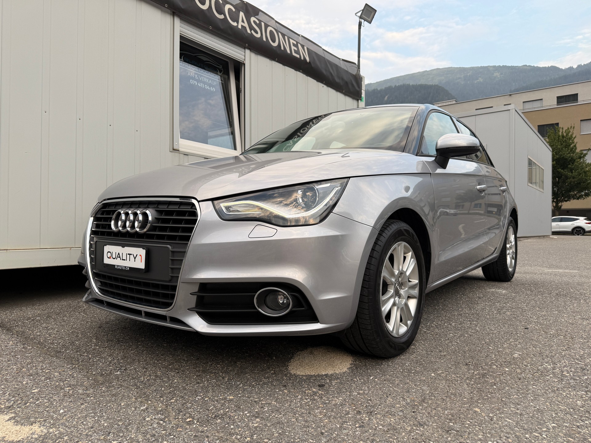 AUDI A1 Sportback 1.2 TFSI Attraction-image-9