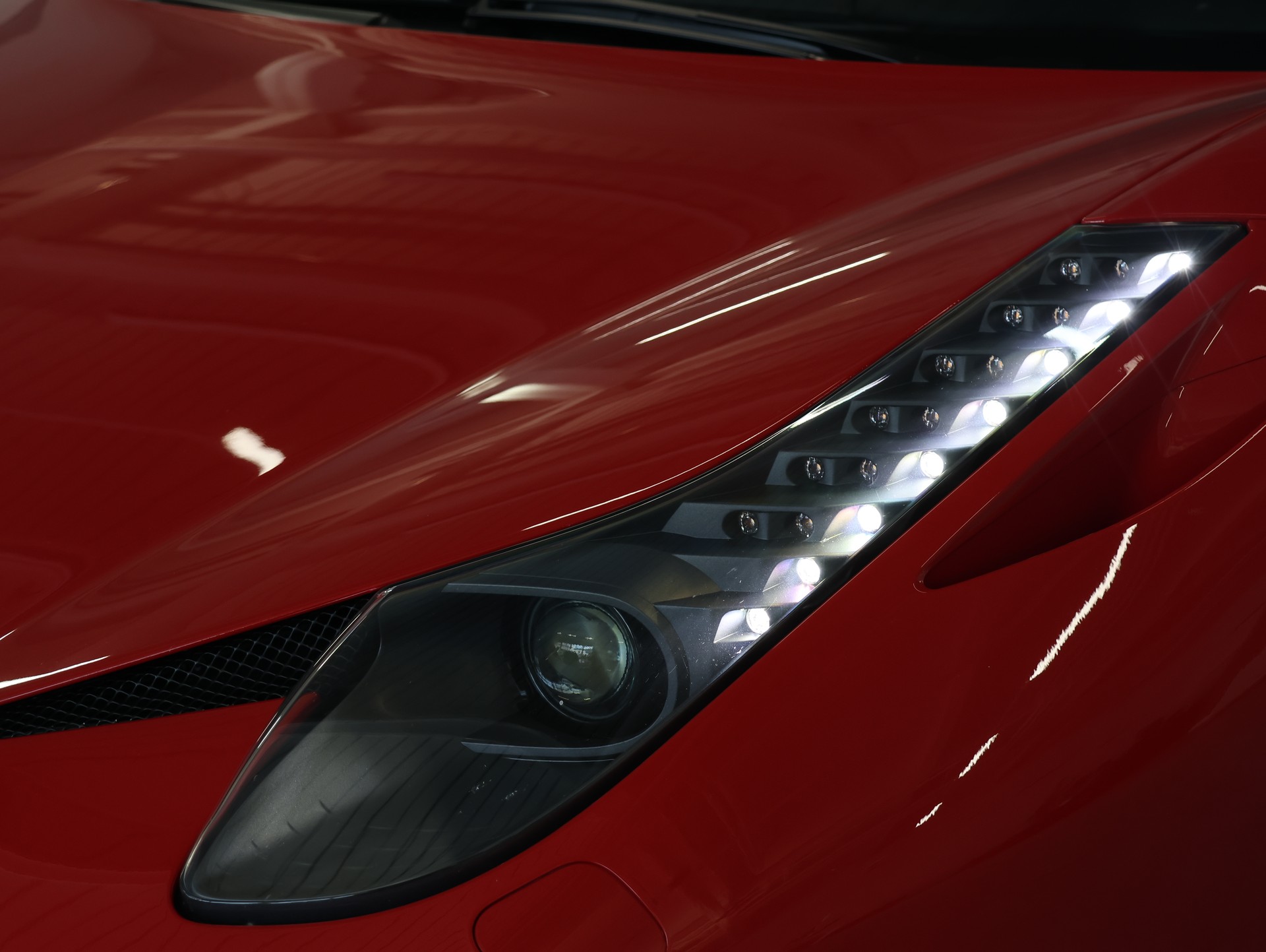 FERRARI 458 Italia 4.5 V8-image-8