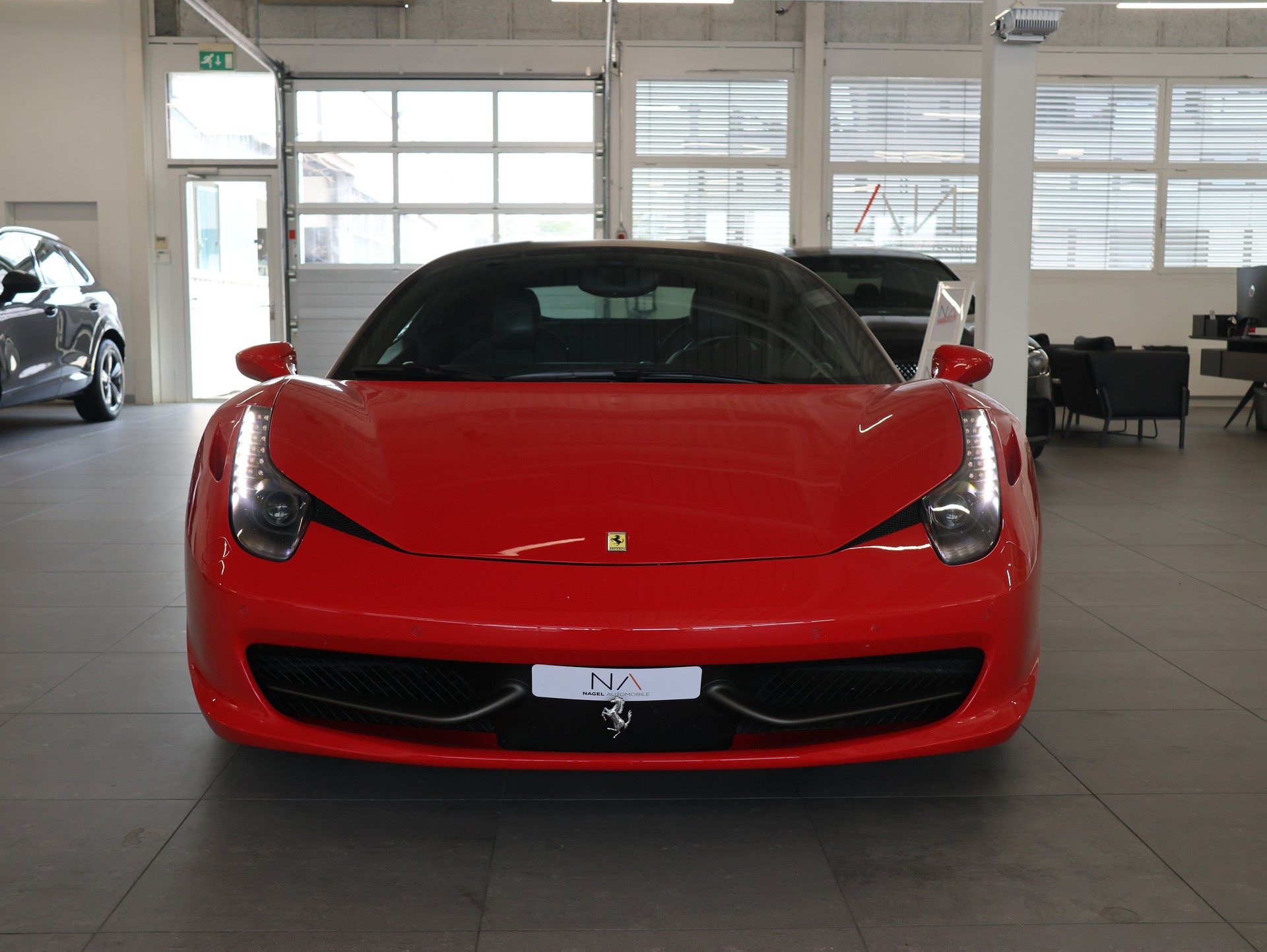FERRARI 458 Italia 4.5 V8-showroom-element-2