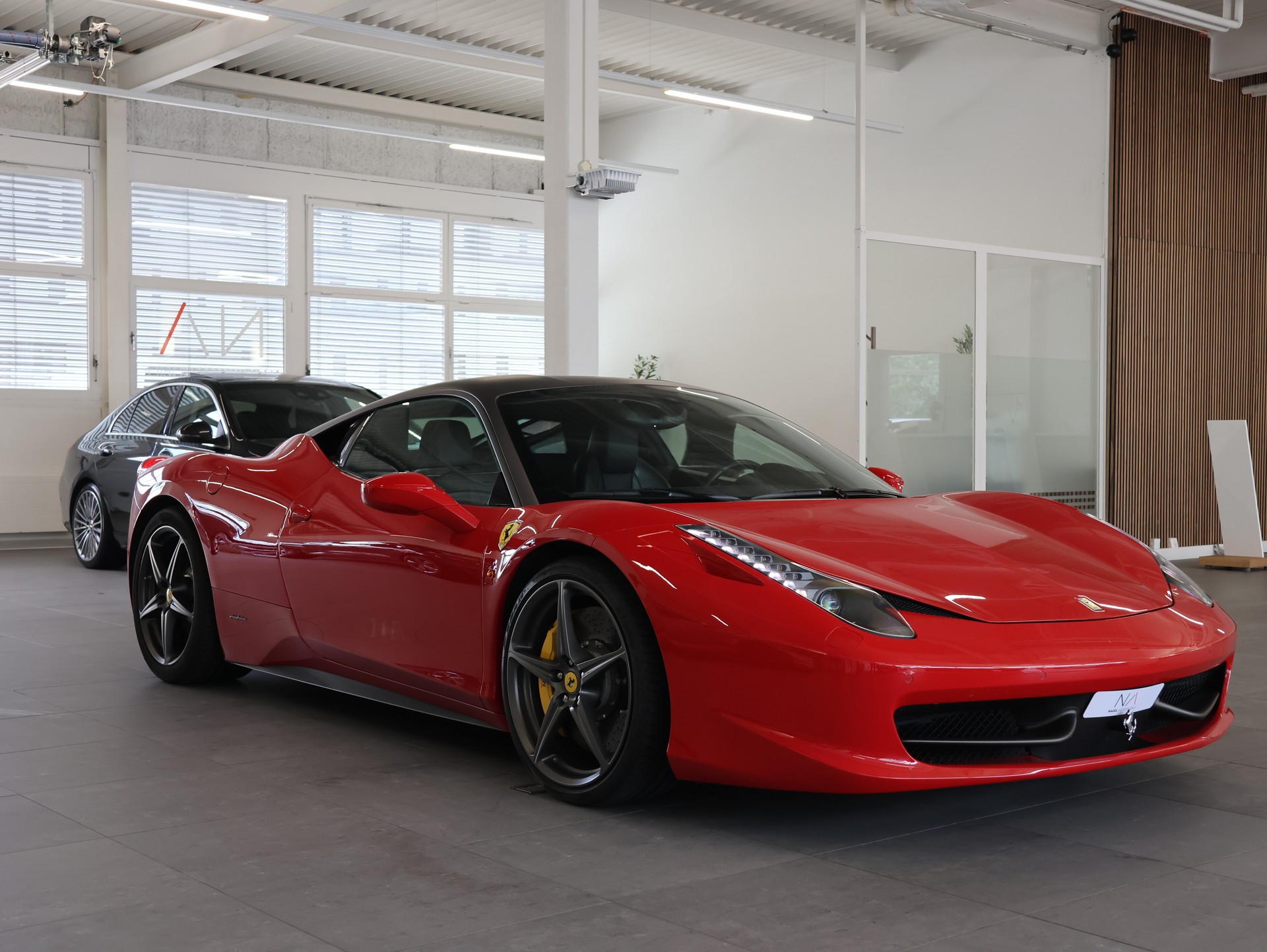 FERRARI 458 Italia 4.5 V8-showroom-element-1