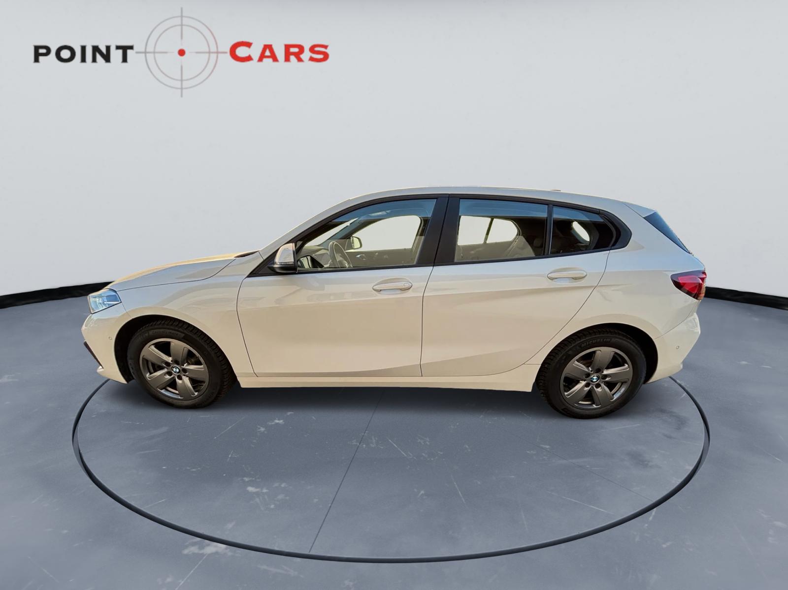 BMW 118d-image-1