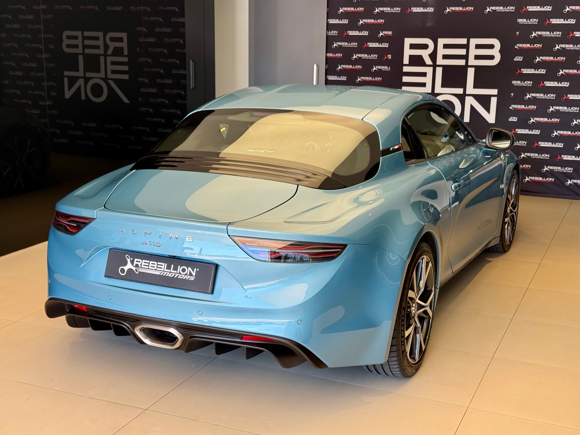 ALPINE Alpine A110 Color Edition-showroom-element-3
