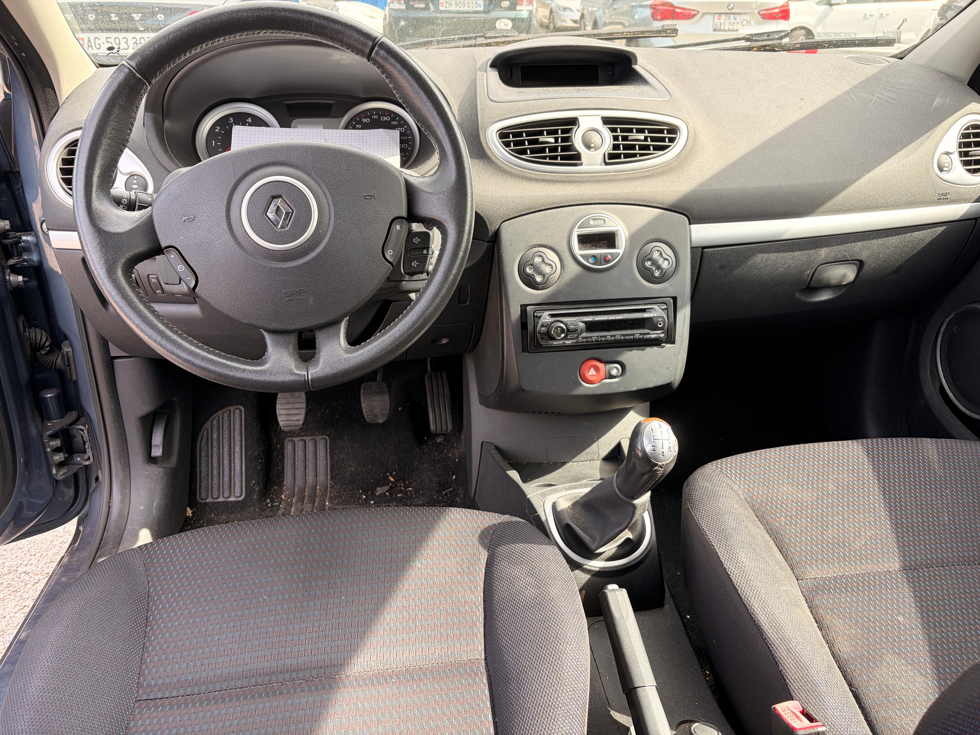 RENAULT Clio 1.2 16V Turbo Exception-image-6