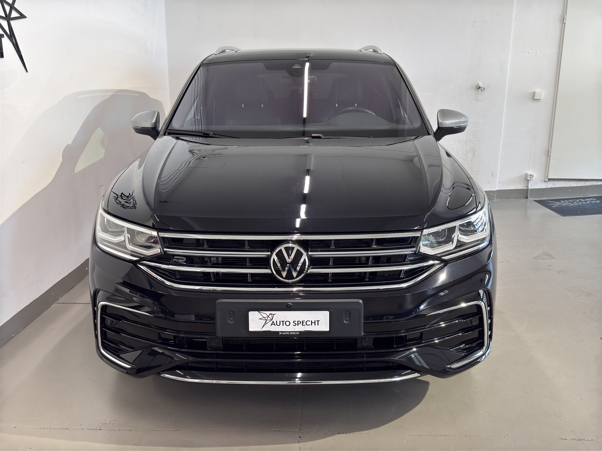 VW Tiguan Allspace 2.0TSI R-Line 4Motion DSG-showroom-element-2