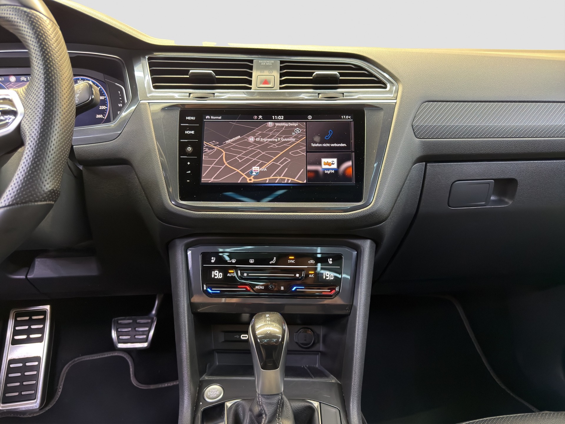 VW Tiguan Allspace 2.0TSI R-Line 4Motion DSG-image-7