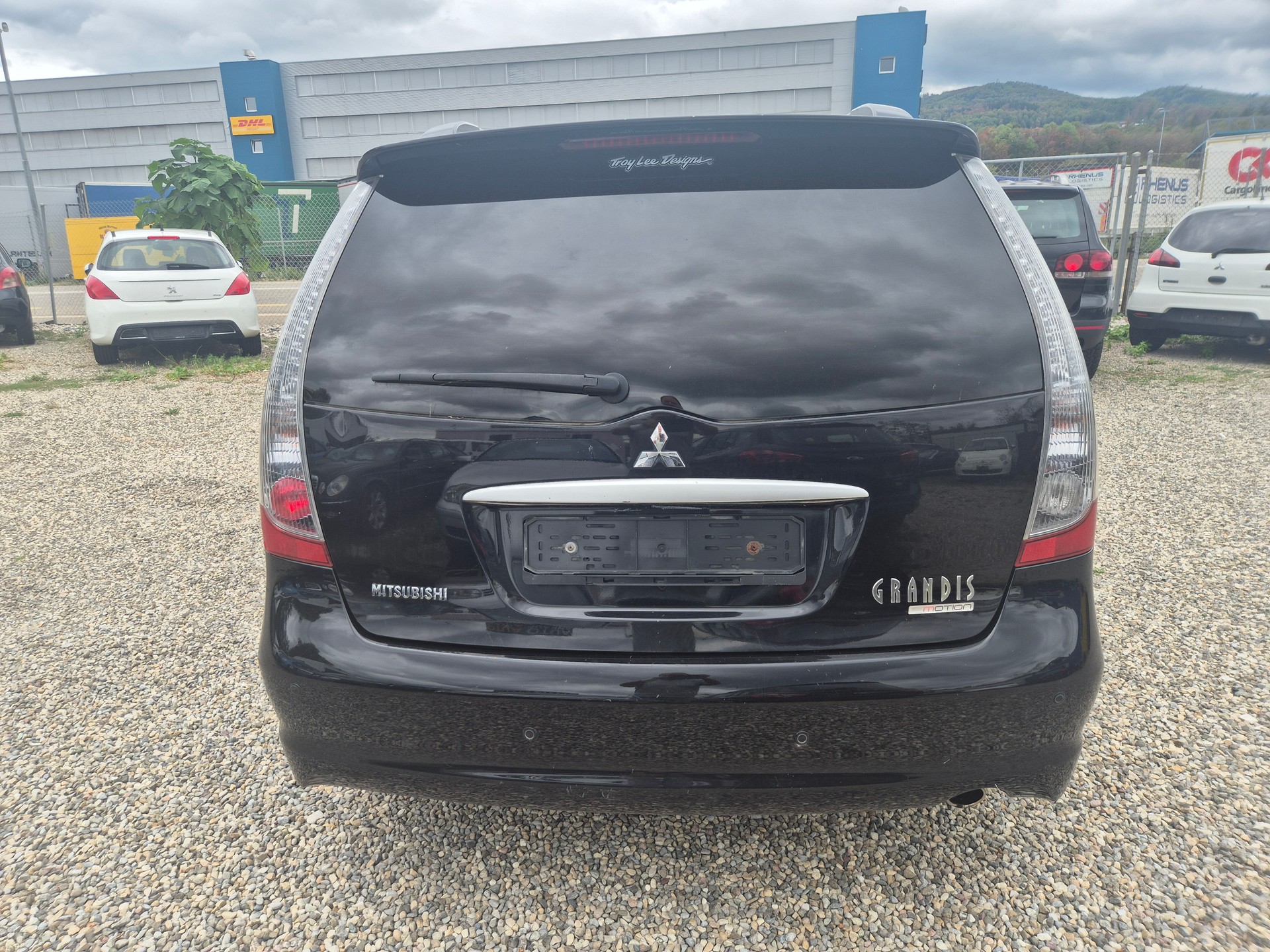 MITSUBISHI Grandis 2.4 16V Motion Automatic-image-5