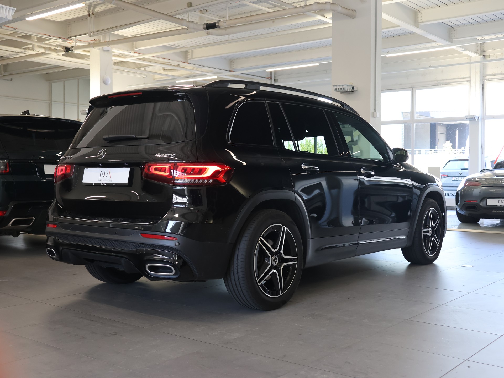 MERCEDES-BENZ GLB 200 d 4Matic AMG Line 8G-Tronic *WERKSGARANTIE 06.2027*-image-5