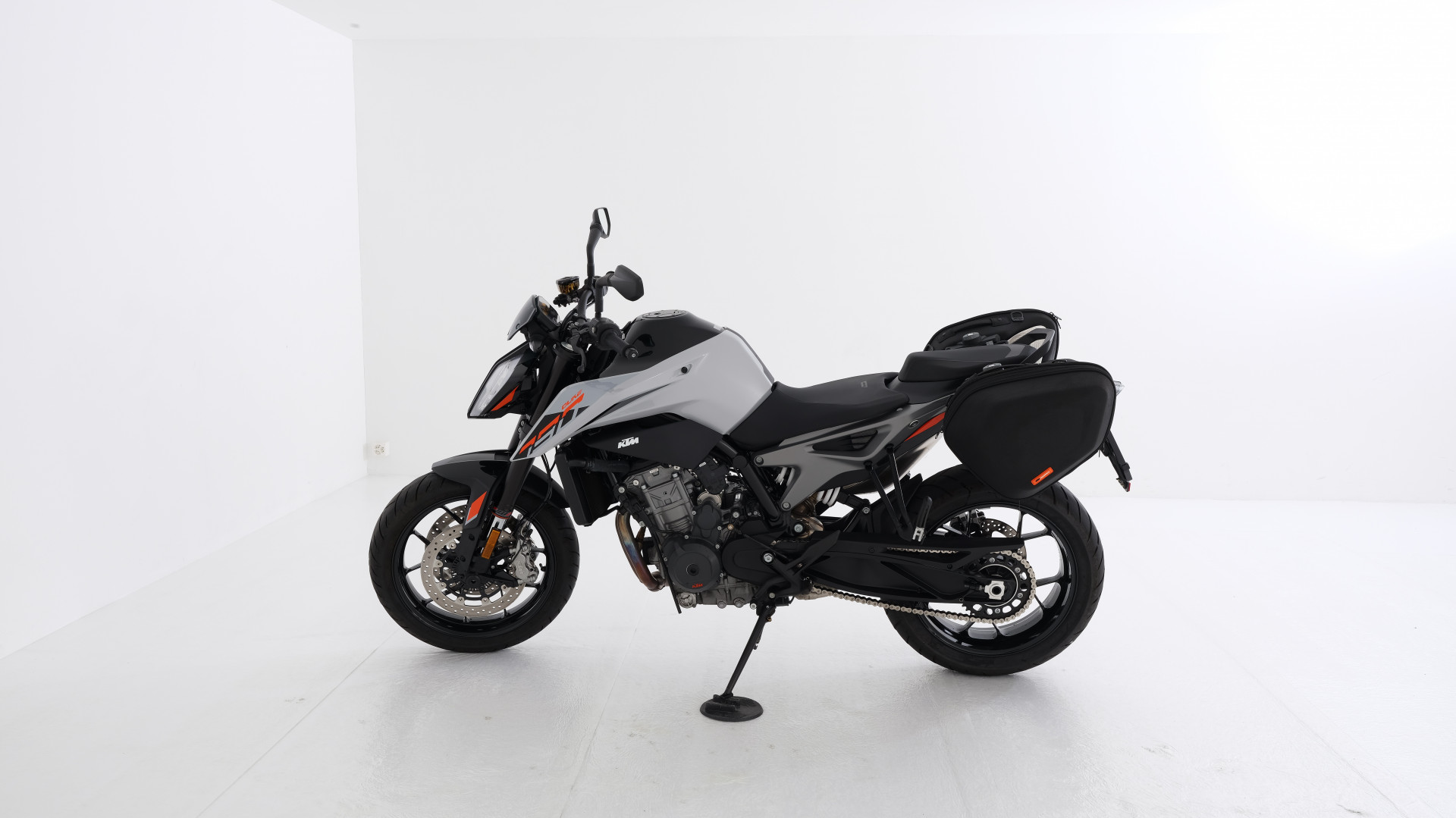 KTM 790 Duke-image-4
