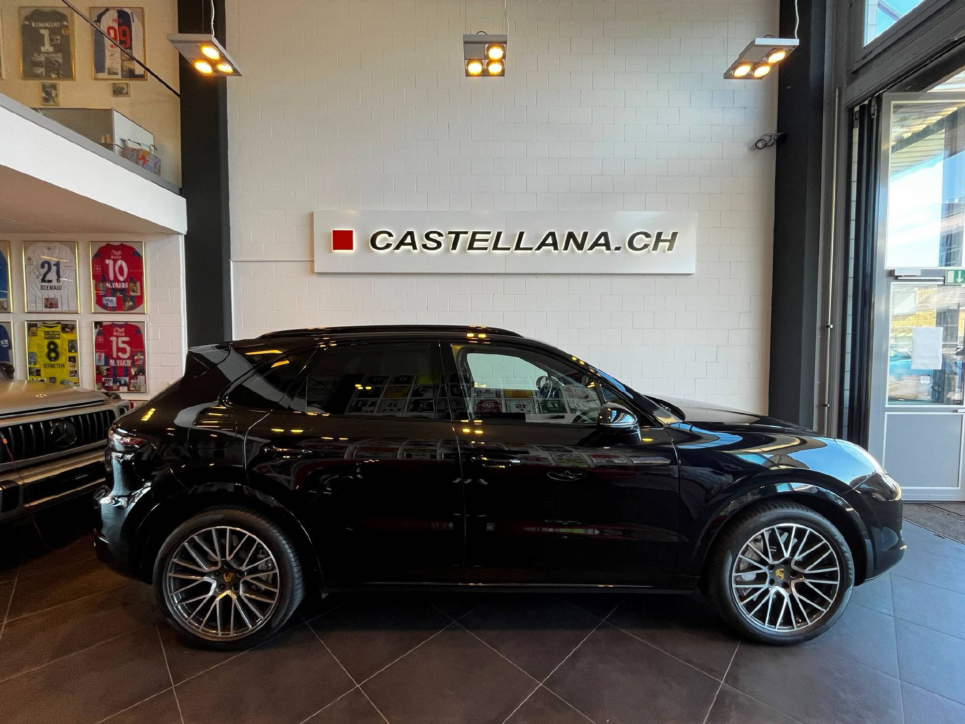 PORSCHE Cayenne 4.0 V8 Turbo-image-5