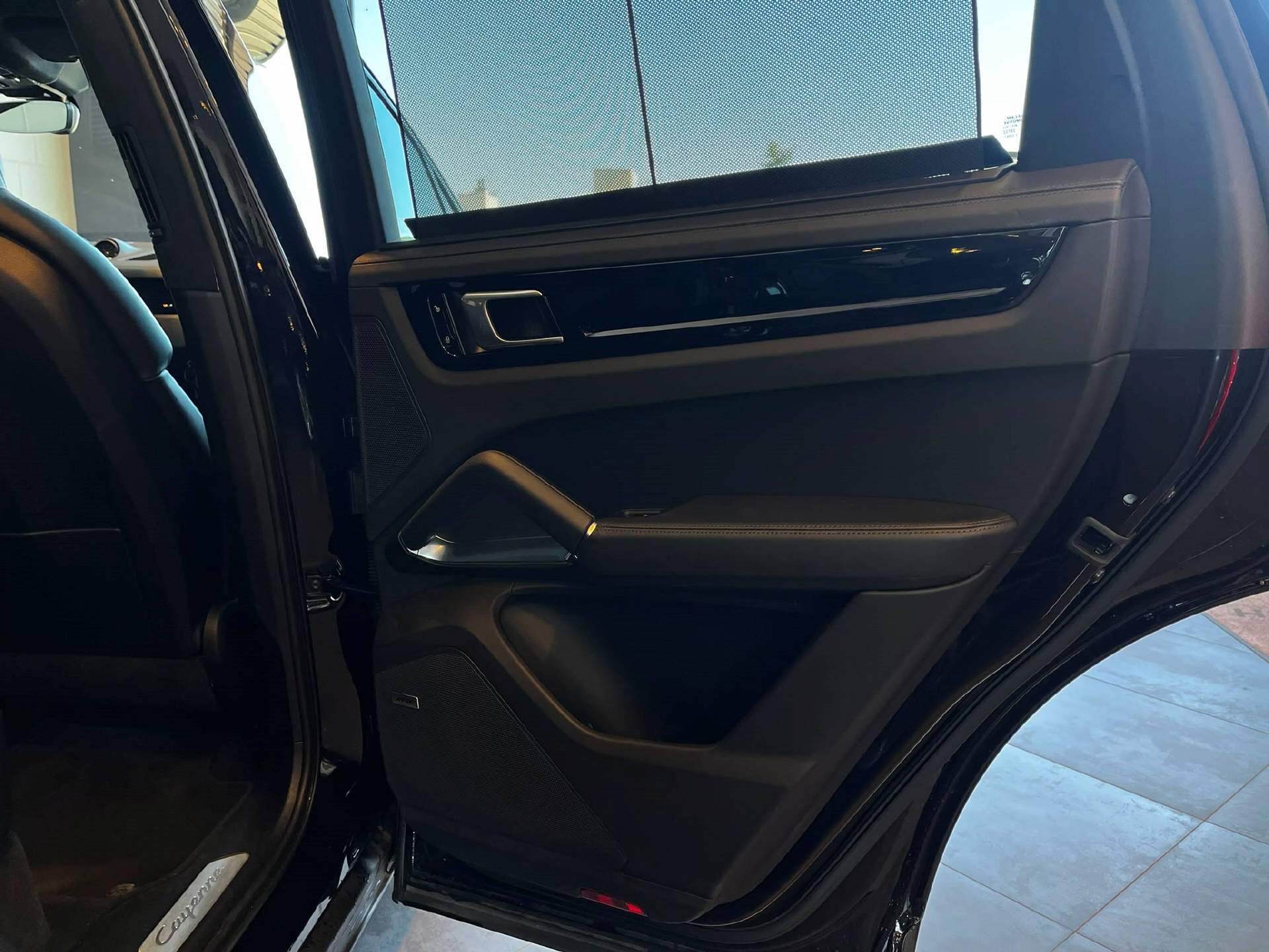 PORSCHE Cayenne 4.0 V8 Turbo-image-26