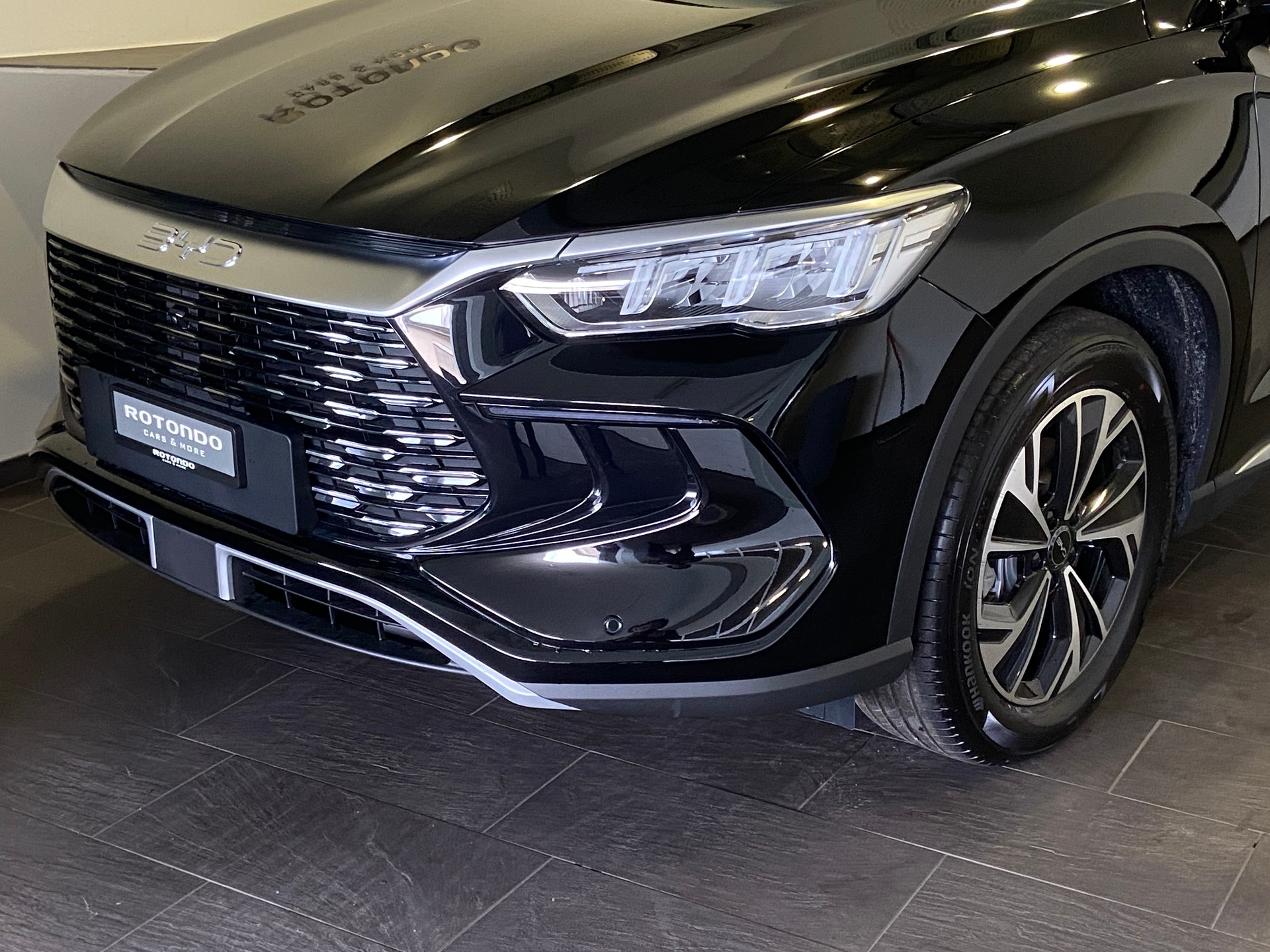 BYD Sealion 5 DM-i Design-showroom-element-2