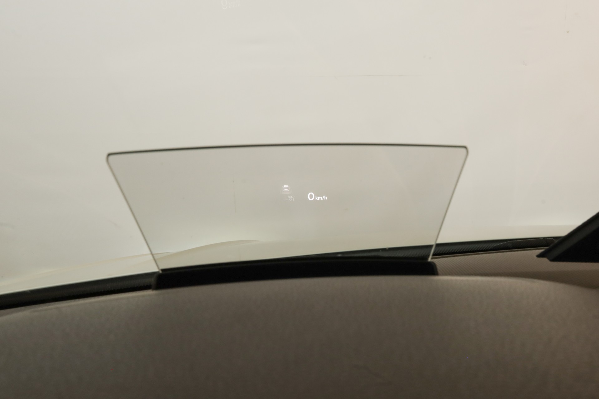 VW Tiguan 2.0 TDI SCR Highline 4Motion DSG 240 ch • Attelage orientable • Toit panoramique-image-21