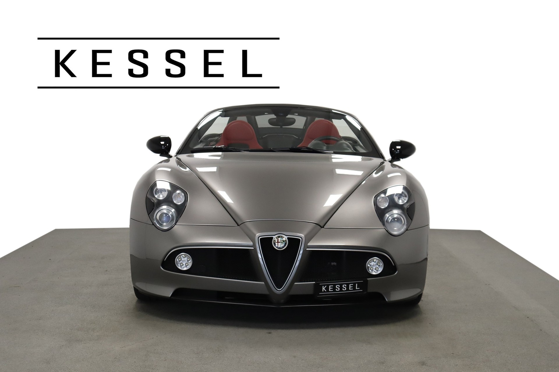 ALFA ROMEO 8C Spider-image-2