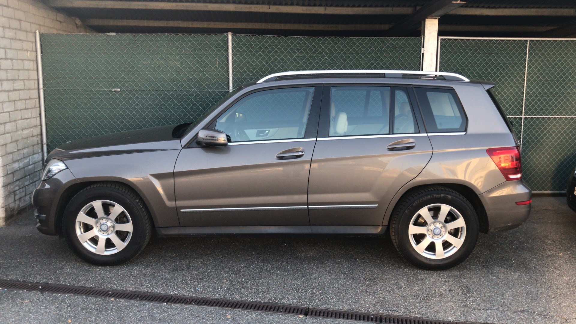 MERCEDES-BENZ GLK 220 BlueTEC 4Matic 7G-Tronic-image-9