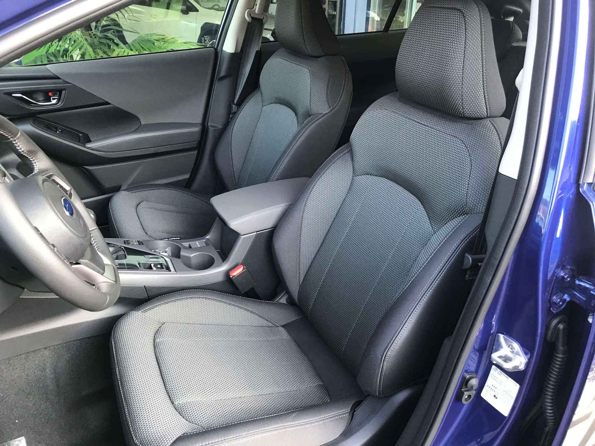 SUBARU Crosstrek 2.0 e-Boxer Swiss Plus AWD Lineartronic-image-6