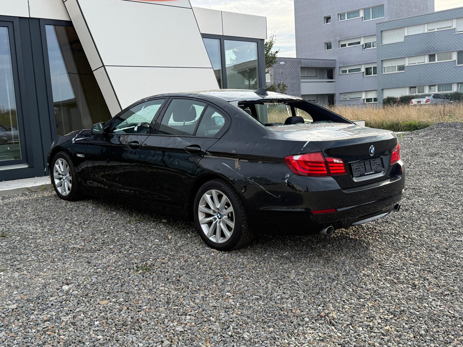 BMW 535d Steptronic *HAGELSCHADEN* **Jetzt nur noch CHF 6'900.- statt CHF 10'900.-**-image-18