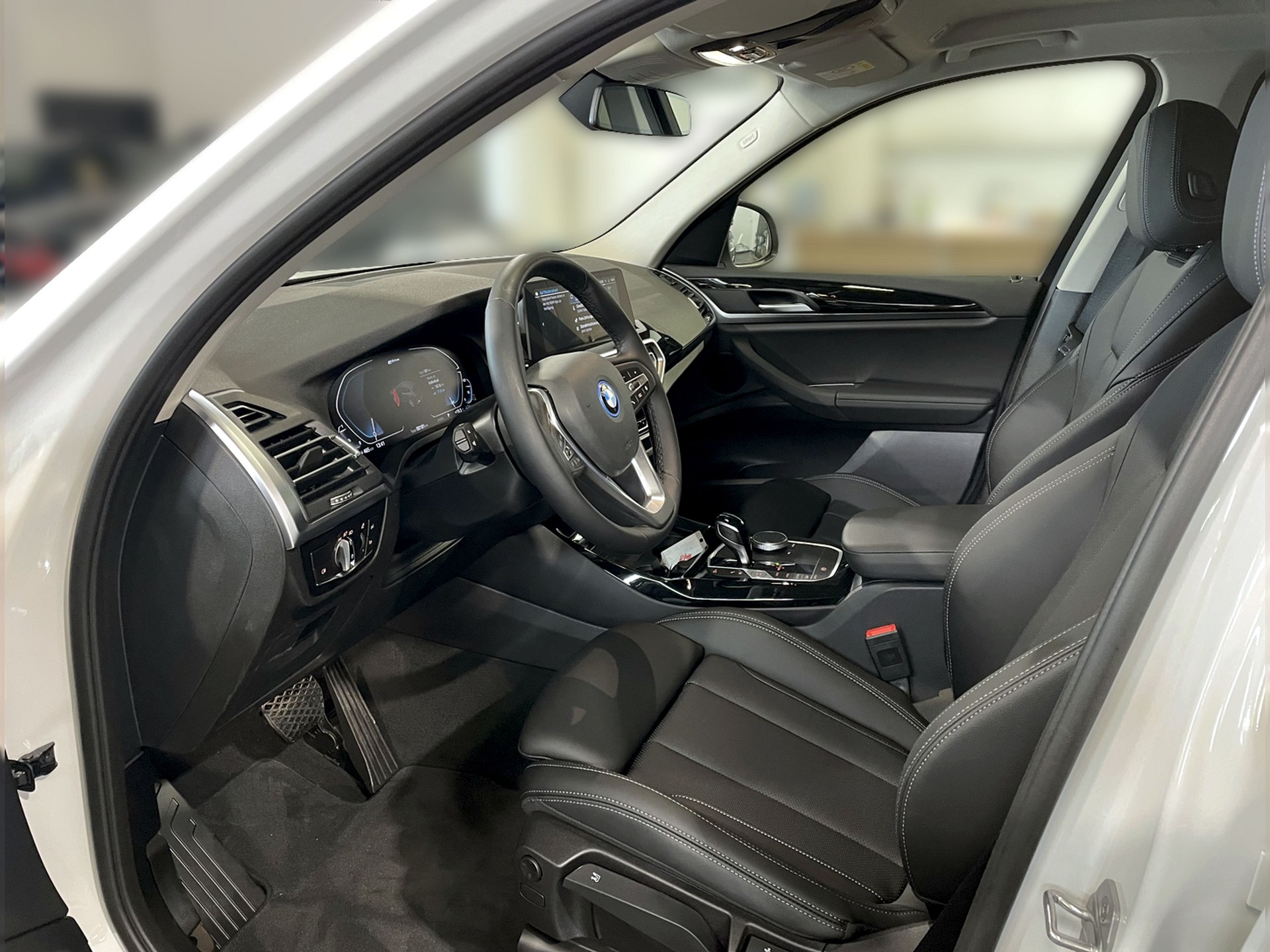 BMW X3 xDrive 30e-image-6