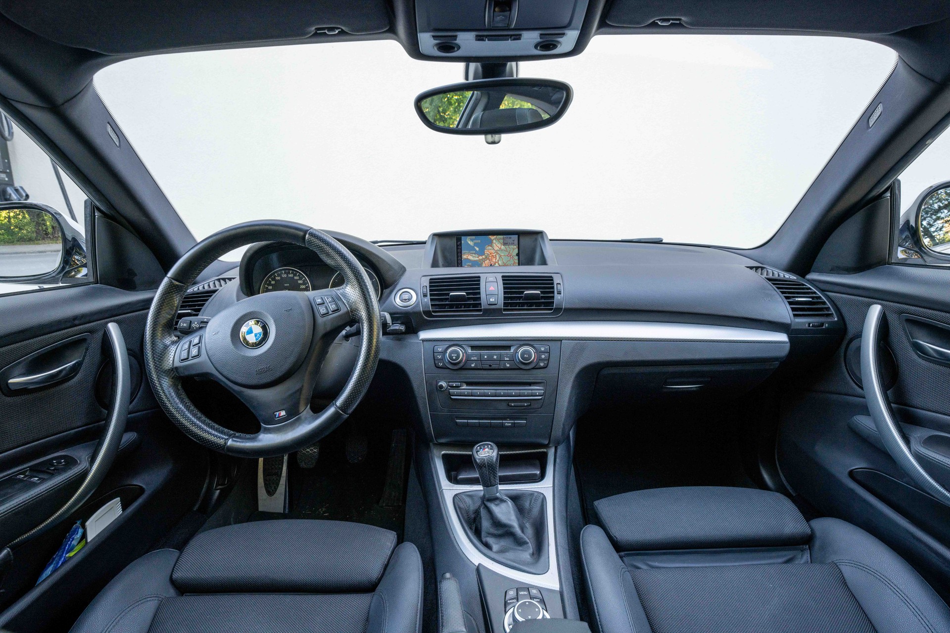 BMW 123d-image-7
