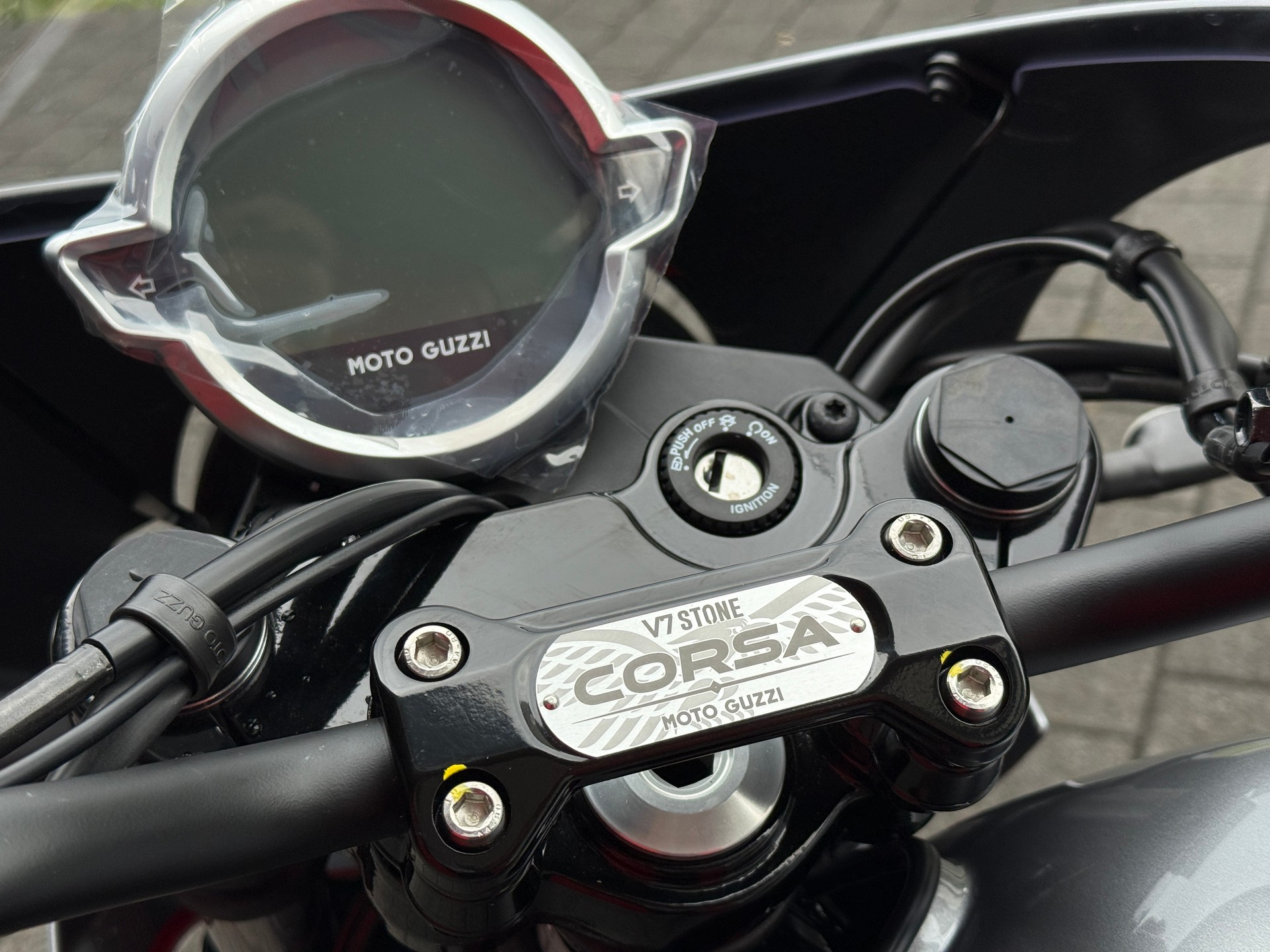MOTO GUZZI V7 IV 850 Stone Corsa (35kW)-image-11