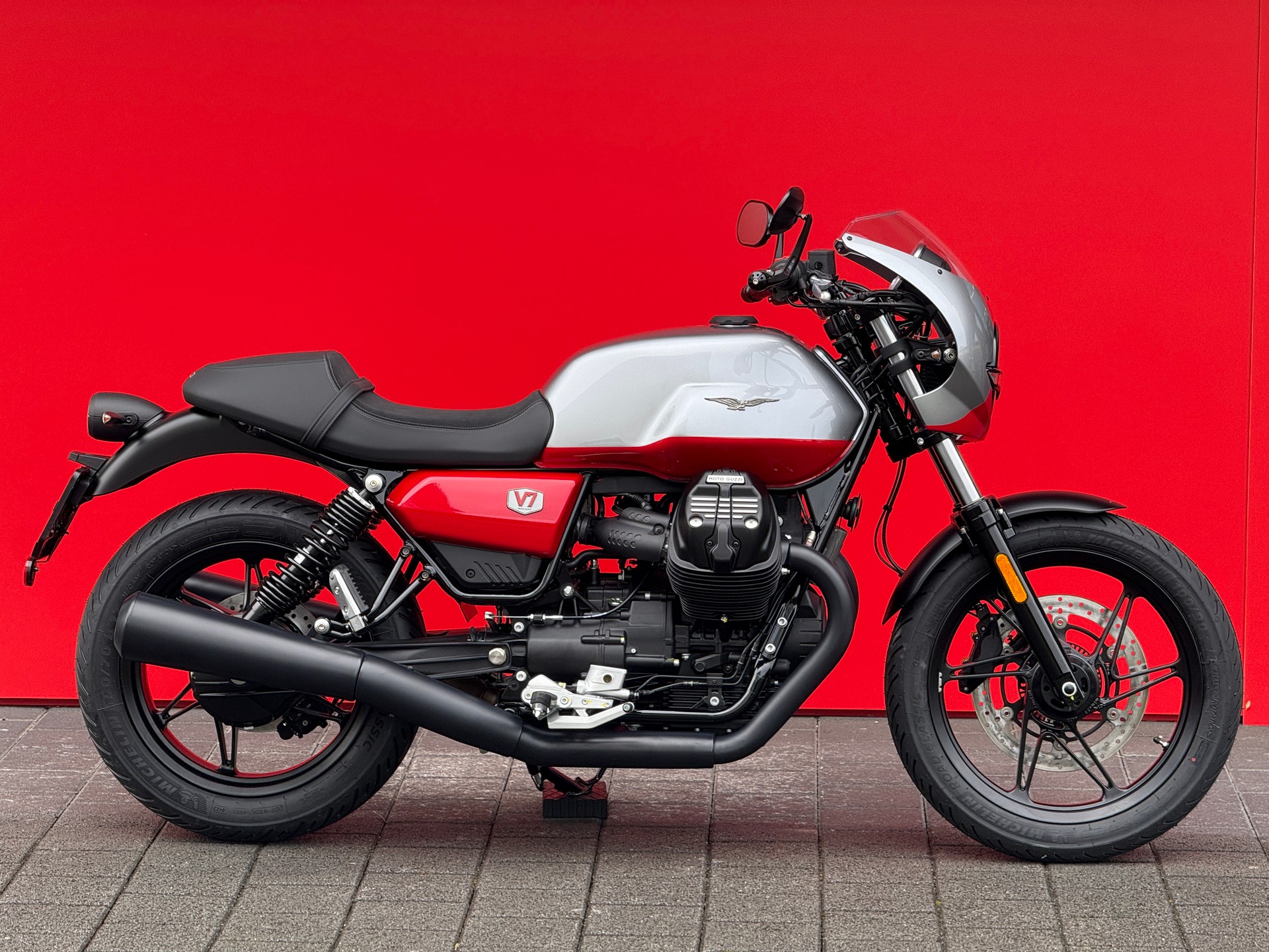 MOTO GUZZI V7 IV 850 Stone Corsa (35kW)