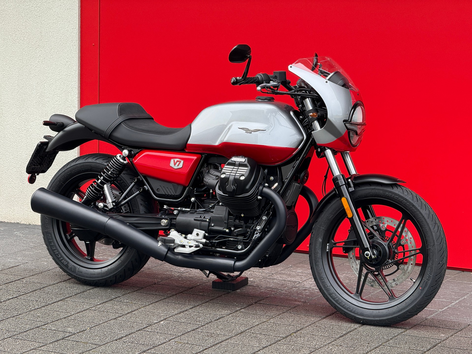 MOTO GUZZI V7 IV 850 Stone Corsa (35kW)-showroom-element-3