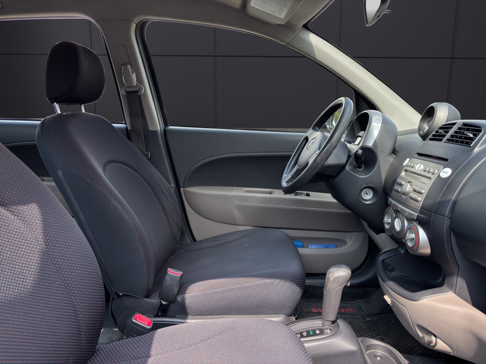 DAIHATSU Sirion 1.3 eco-4WD-image-6