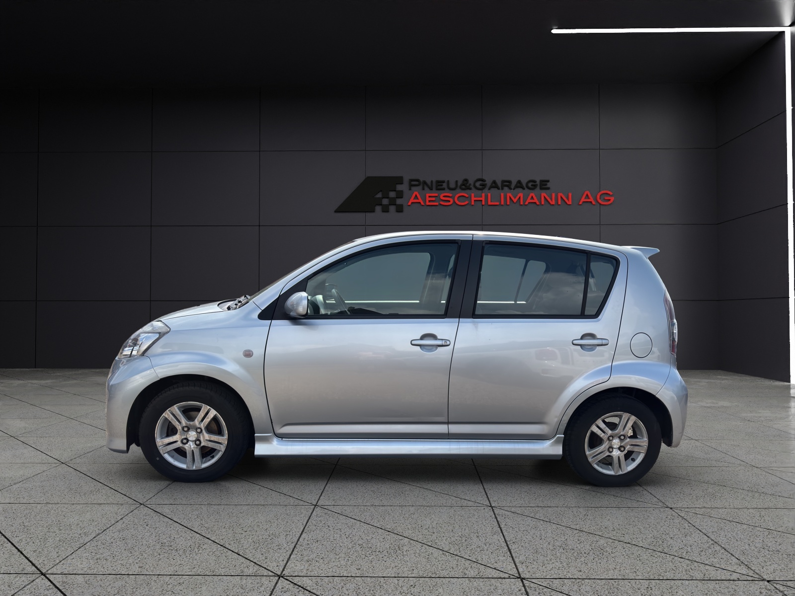 DAIHATSU Sirion 1.3 eco-4WD-image-2