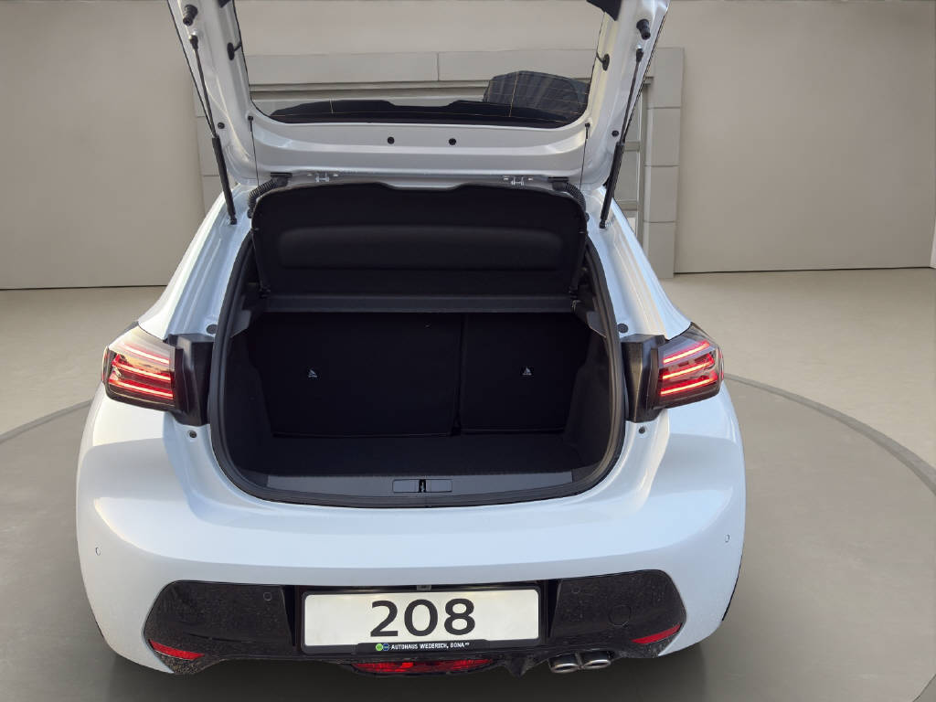 PEUGEOT 208 1.2 Hybrid 145 GT-image-13