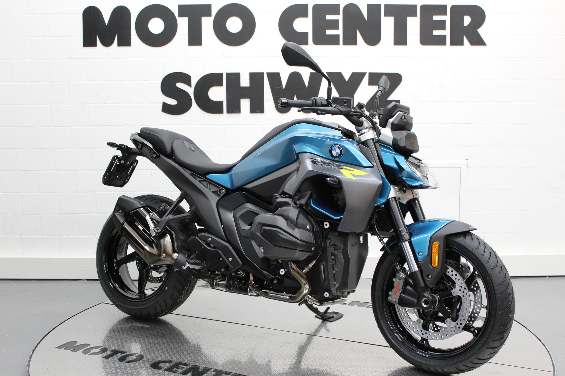 BMW R 1300 R-image-1
