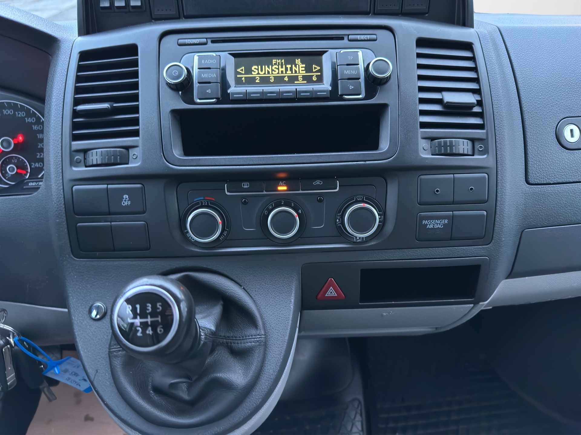 VW T5 2.0 TDI 4Motion-image-13