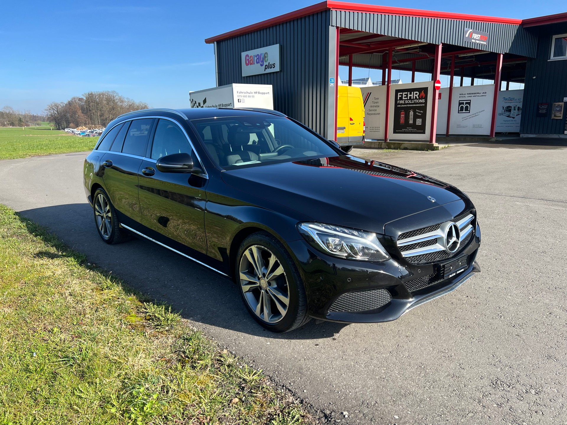 MERCEDES-BENZ C 180 Avantgarde 9G-Tronic-image-4