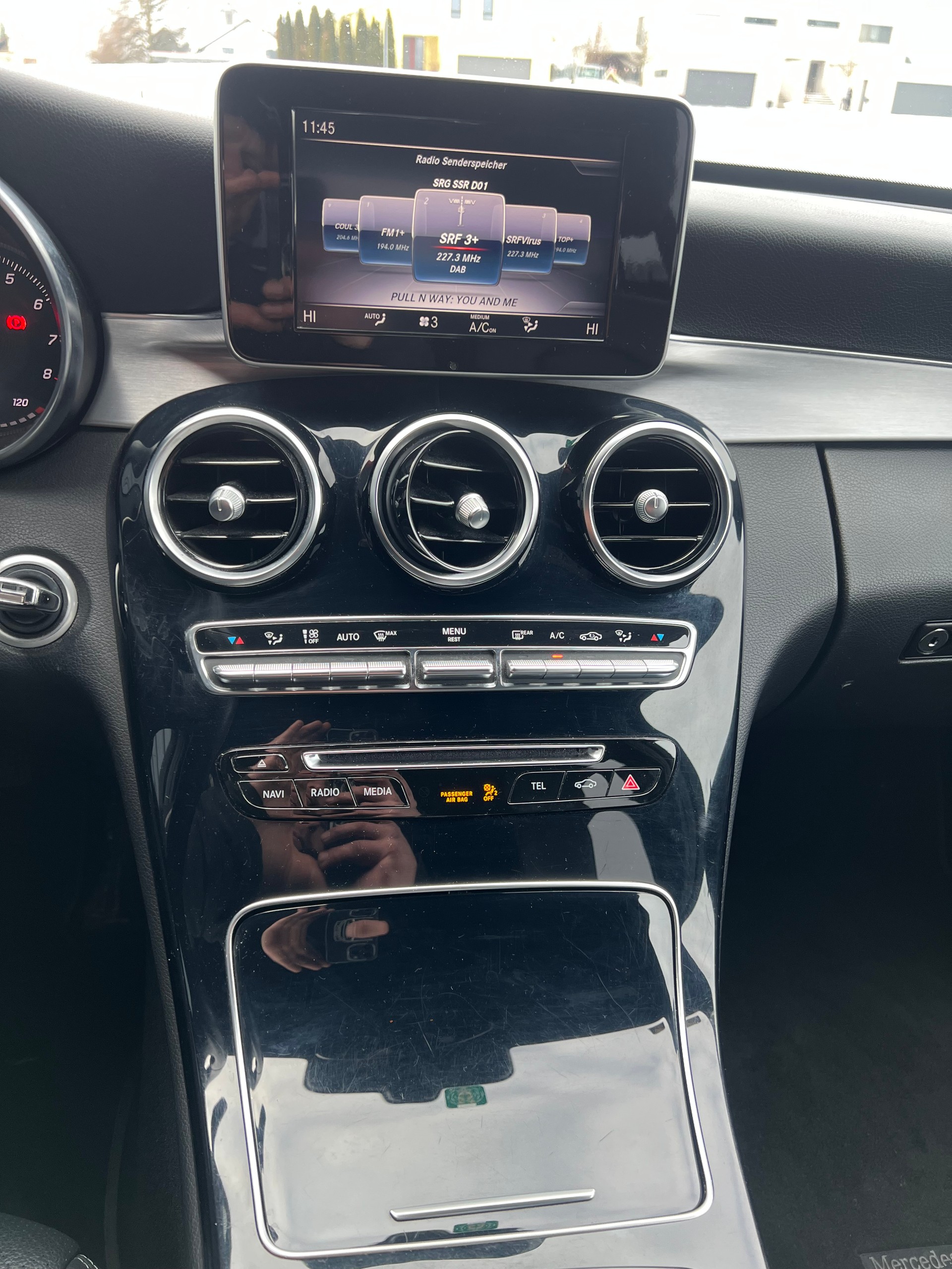 MERCEDES-BENZ C 180 Avantgarde 9G-Tronic-image-11