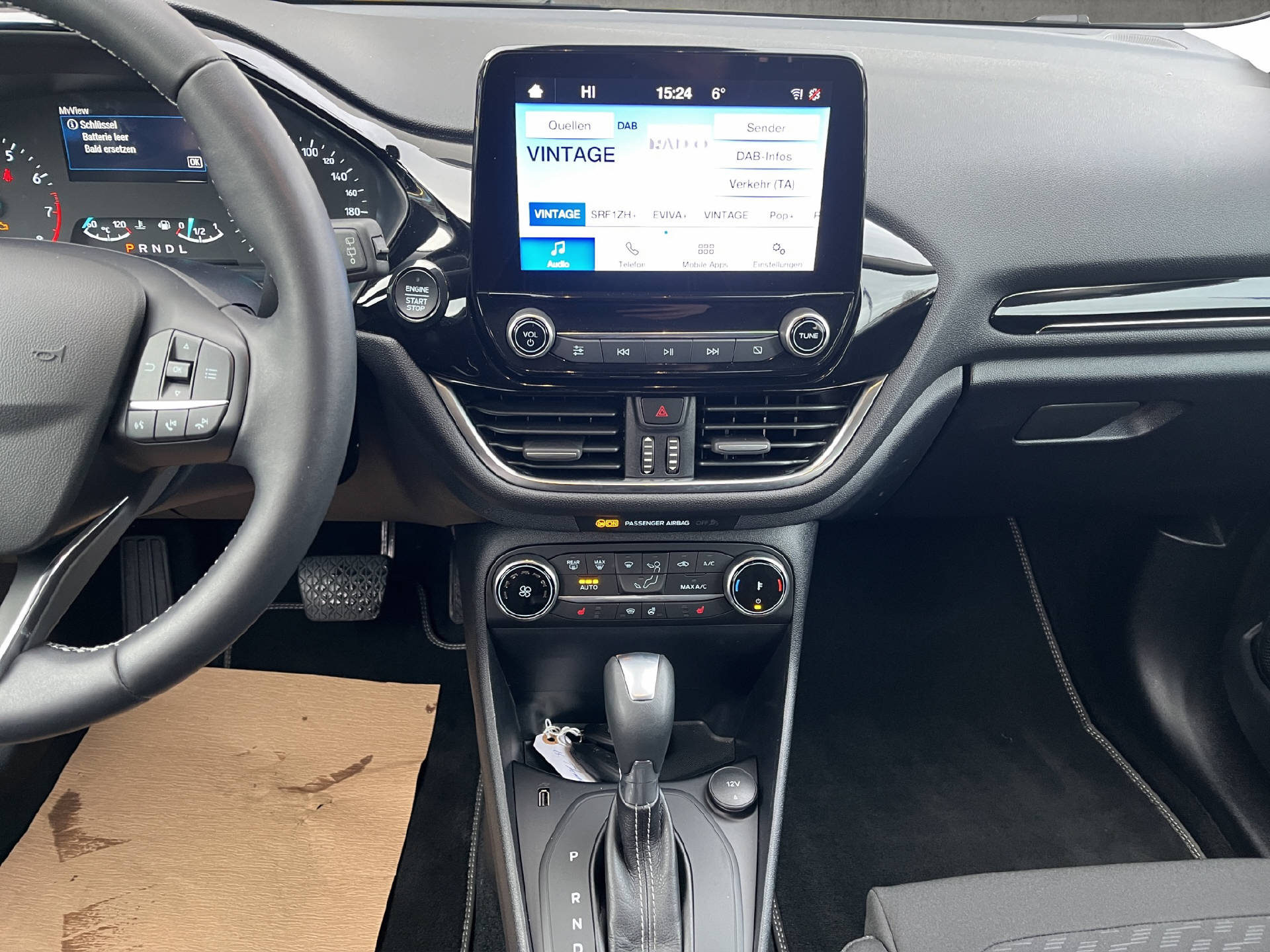 FORD Fiesta 1.0 EcoB Hybrid Titanium-image-16