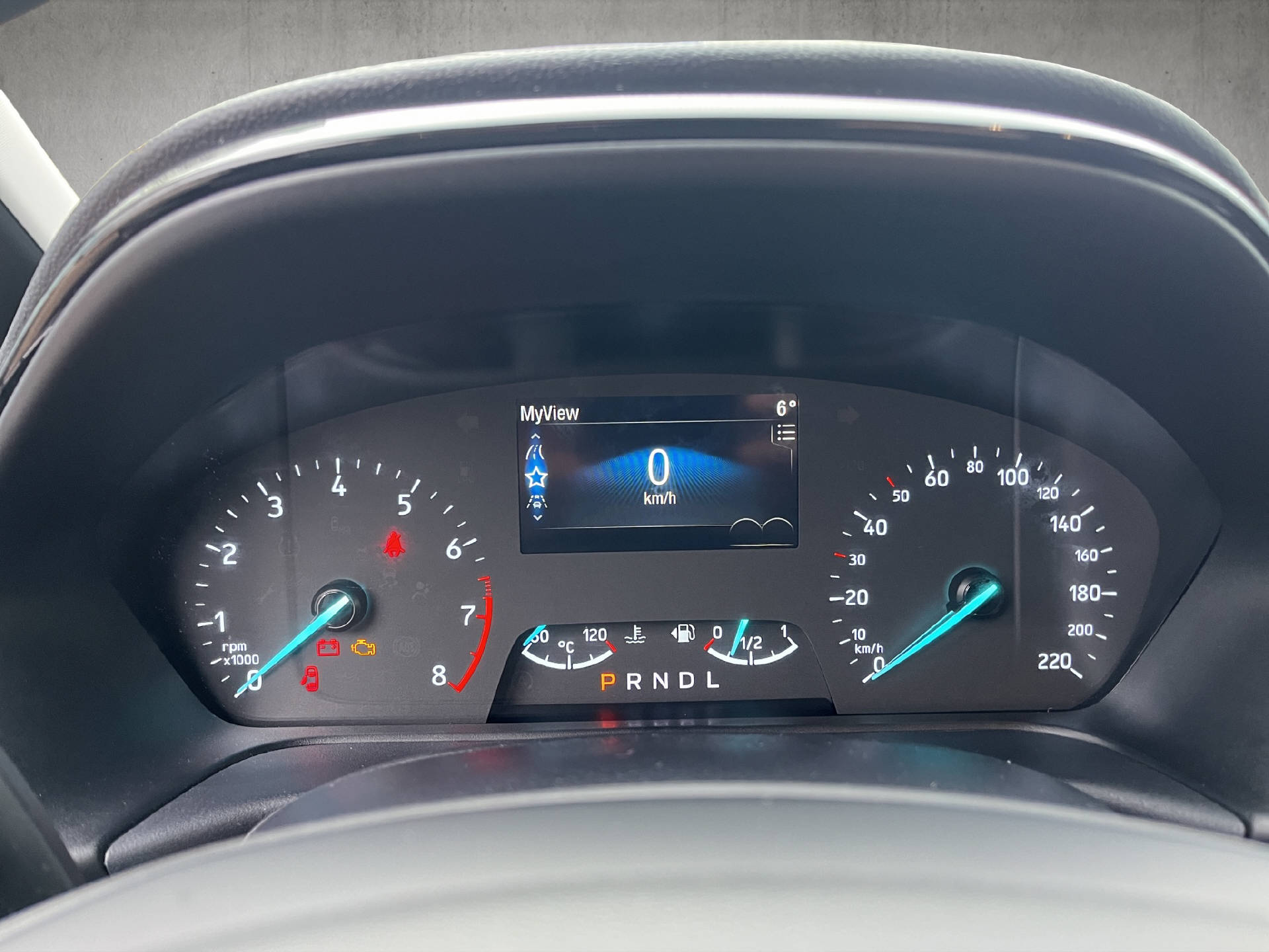 FORD Fiesta 1.0 EcoB Hybrid Titanium-image-11