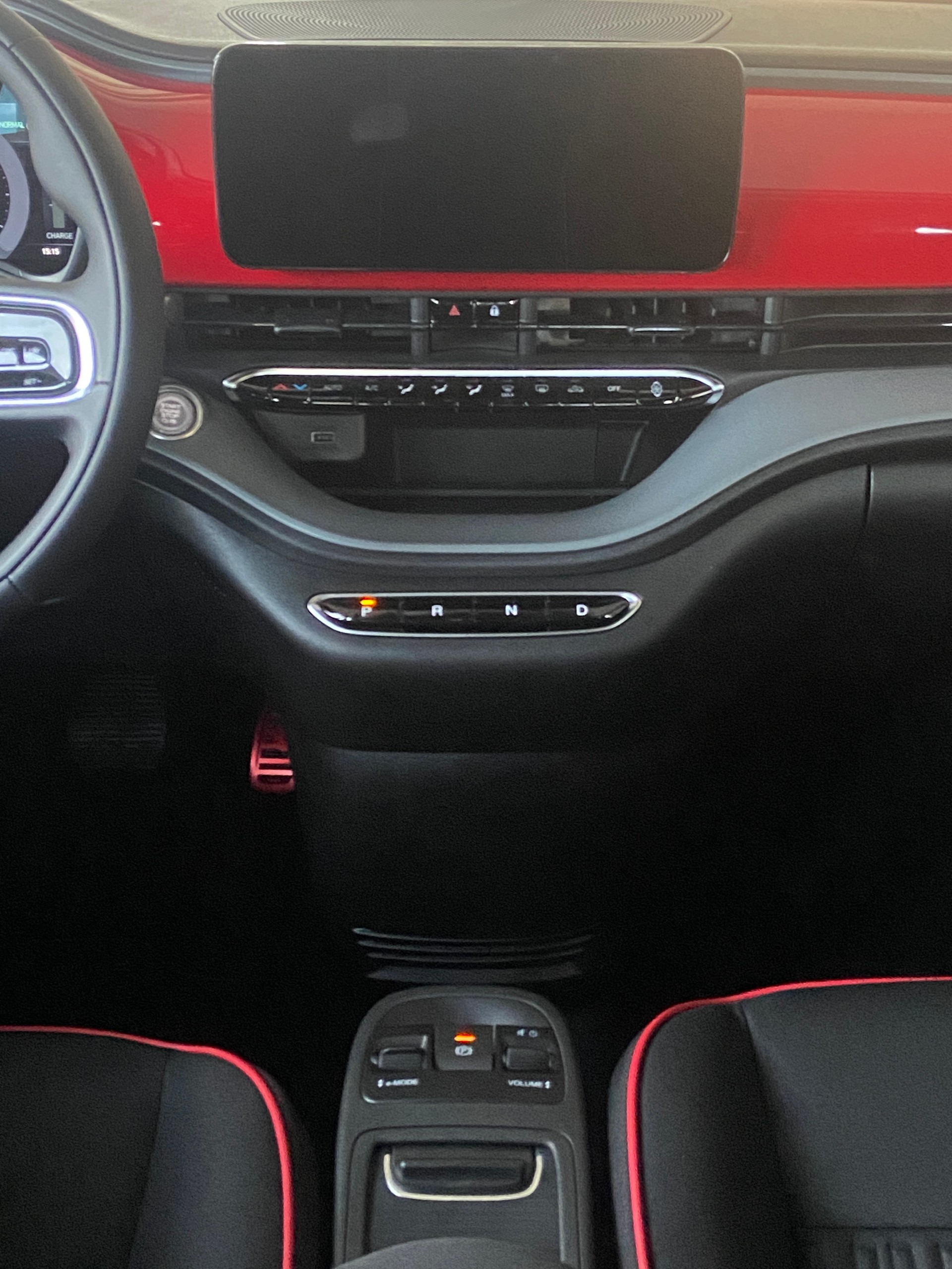 FIAT 500 C electric 87 kW Red-image-9
