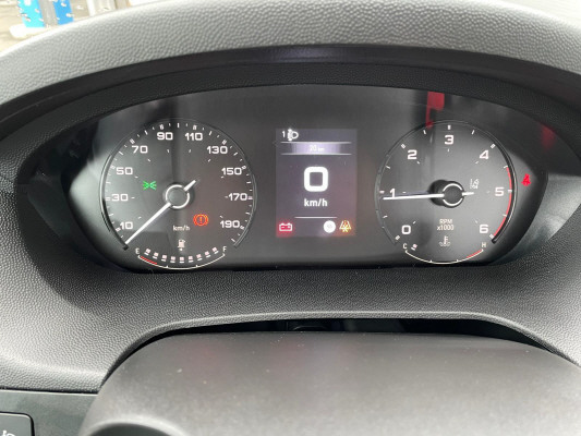 TOYOTA Proace 2.2DHDKipper3 L3H1-image-12