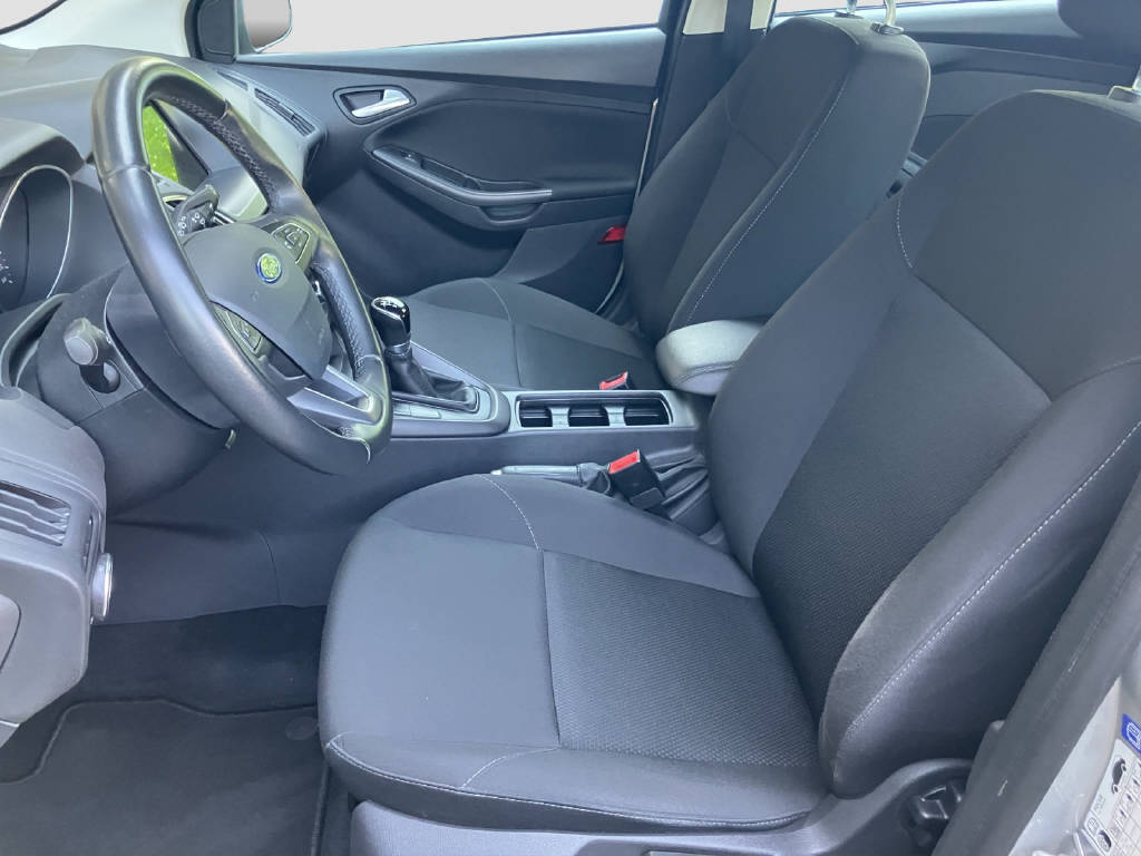 FORD Focus Station Wagon 1.0i EcoB 100 Trend-image-10