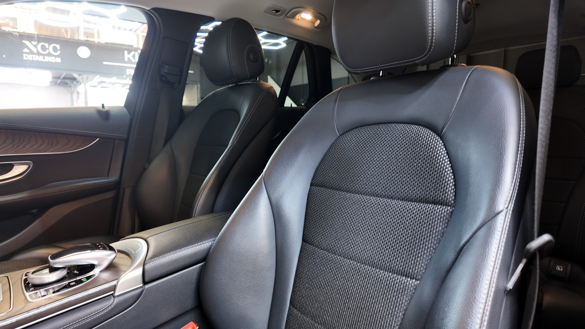 MERCEDES-BENZ GLC 250 d 4Matic 9G-Tronic-image-8