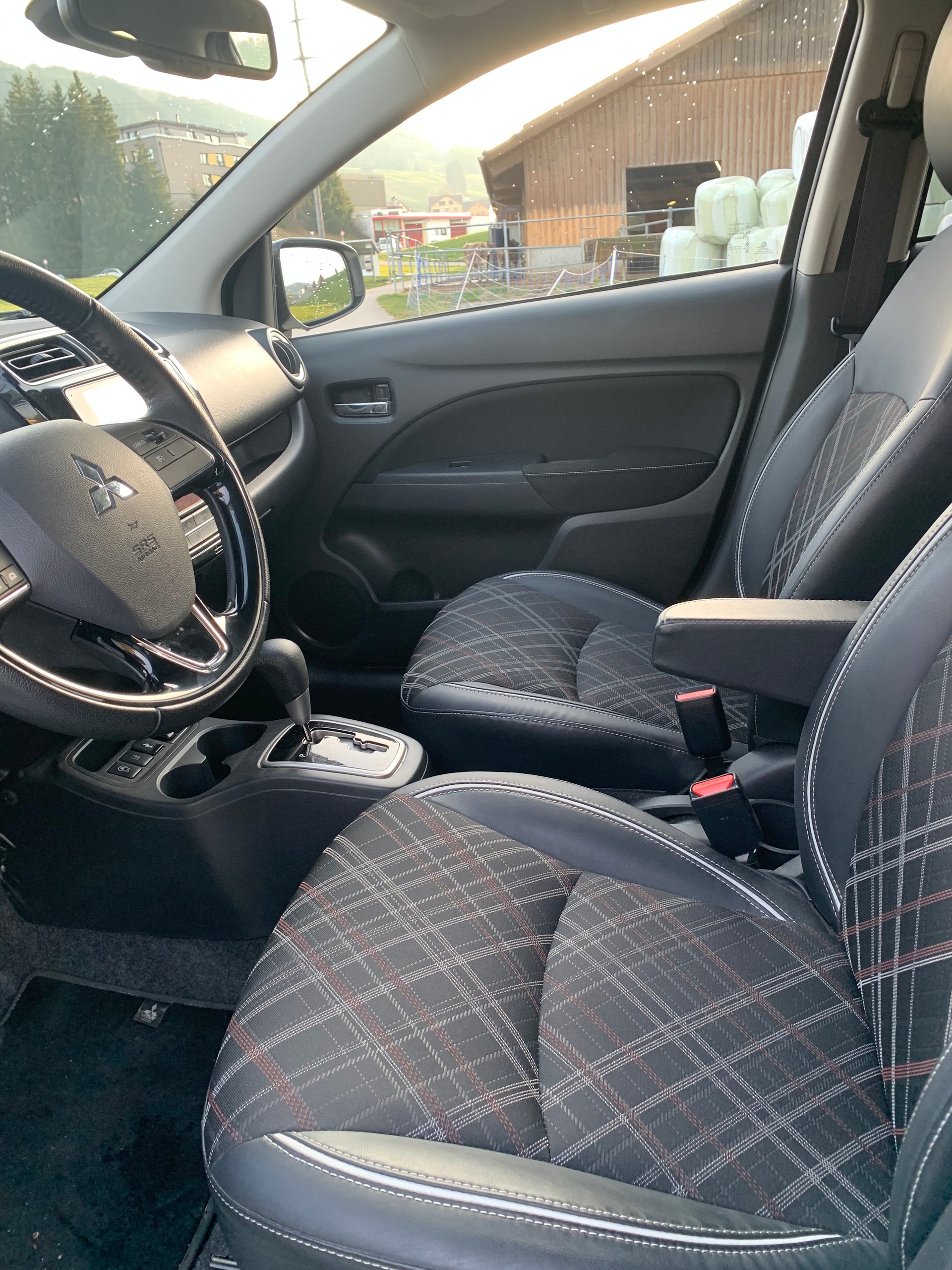 MITSUBISHI Space Star 1.2 CVT Intense-image-4