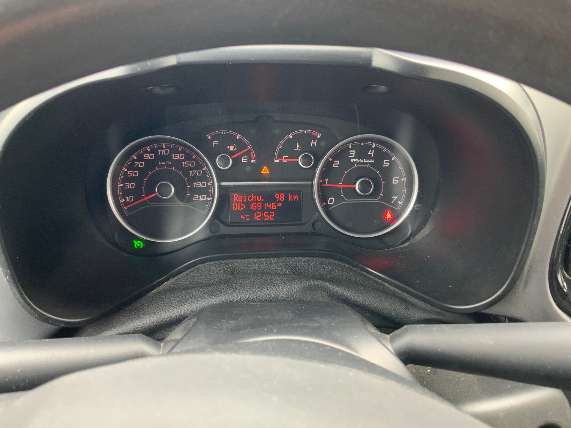 FIAT Doblò 1.6 Multi Jet Lounge-image-11