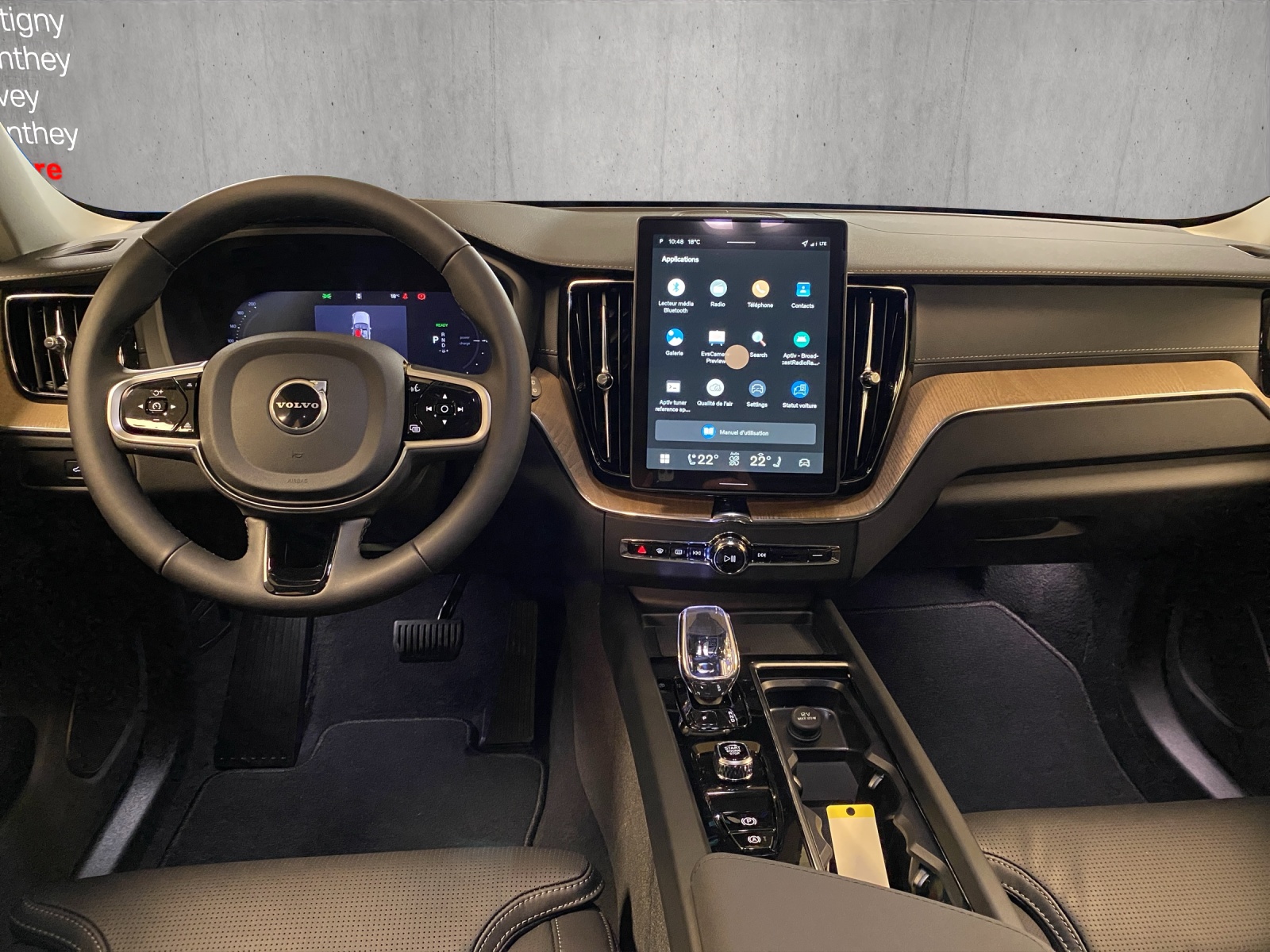 VOLVO XC60 T6 eAWD PluginHybrid Ultra Bright Geartronic-image-11