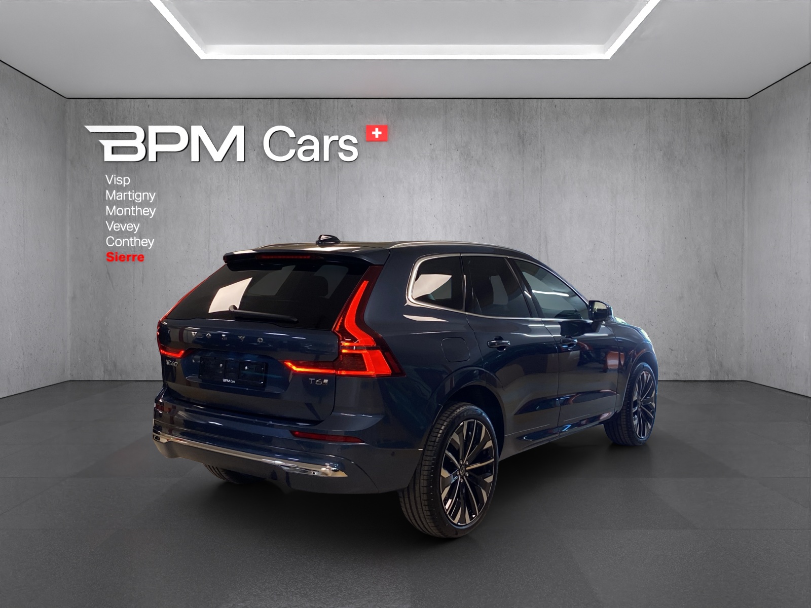 VOLVO XC60 T6 eAWD PluginHybrid Ultra Bright Geartronic-showroom-element-1