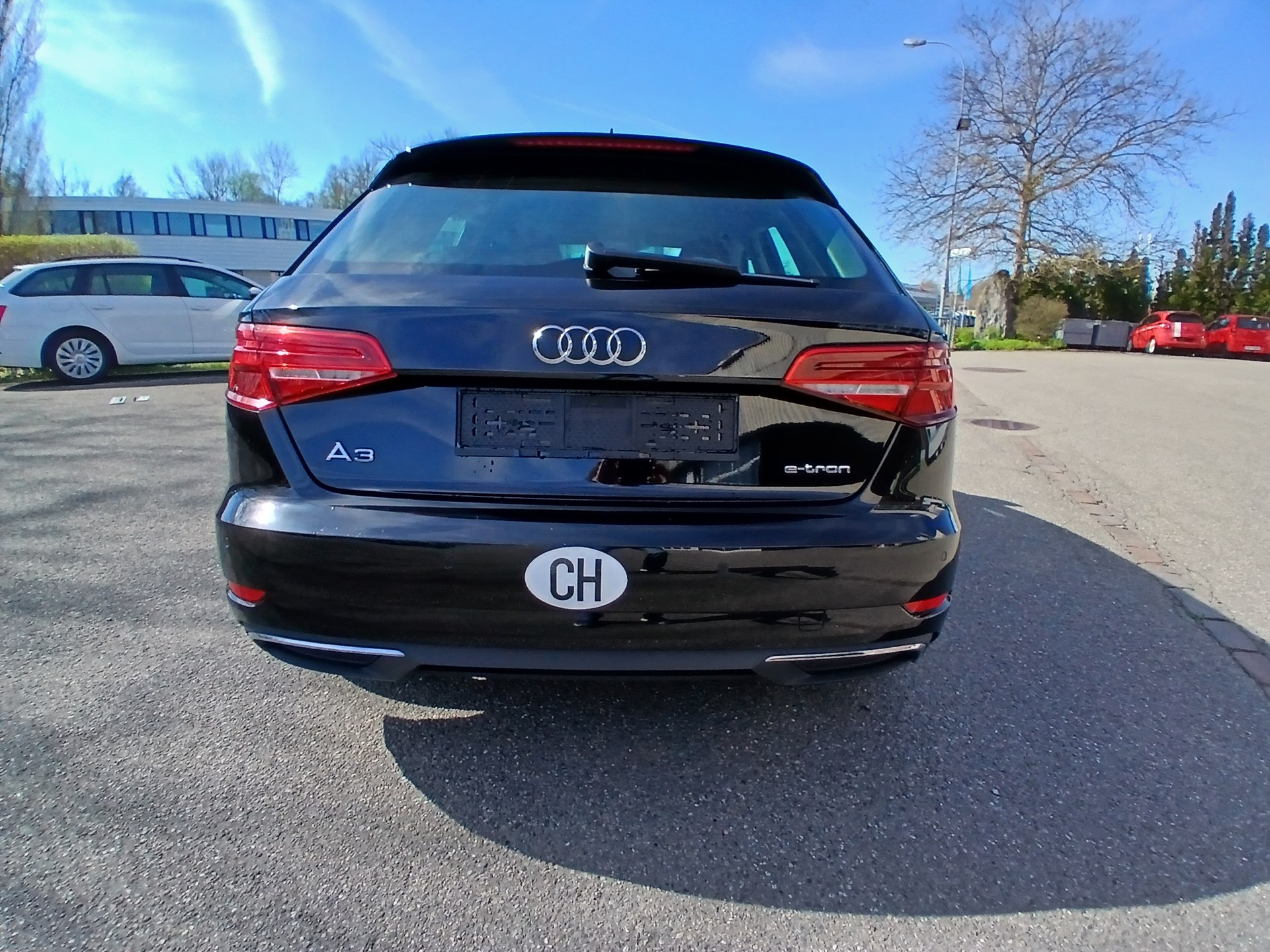 AUDI A3 Sportback 1.4 e-tron Sport S-tronic-image-3