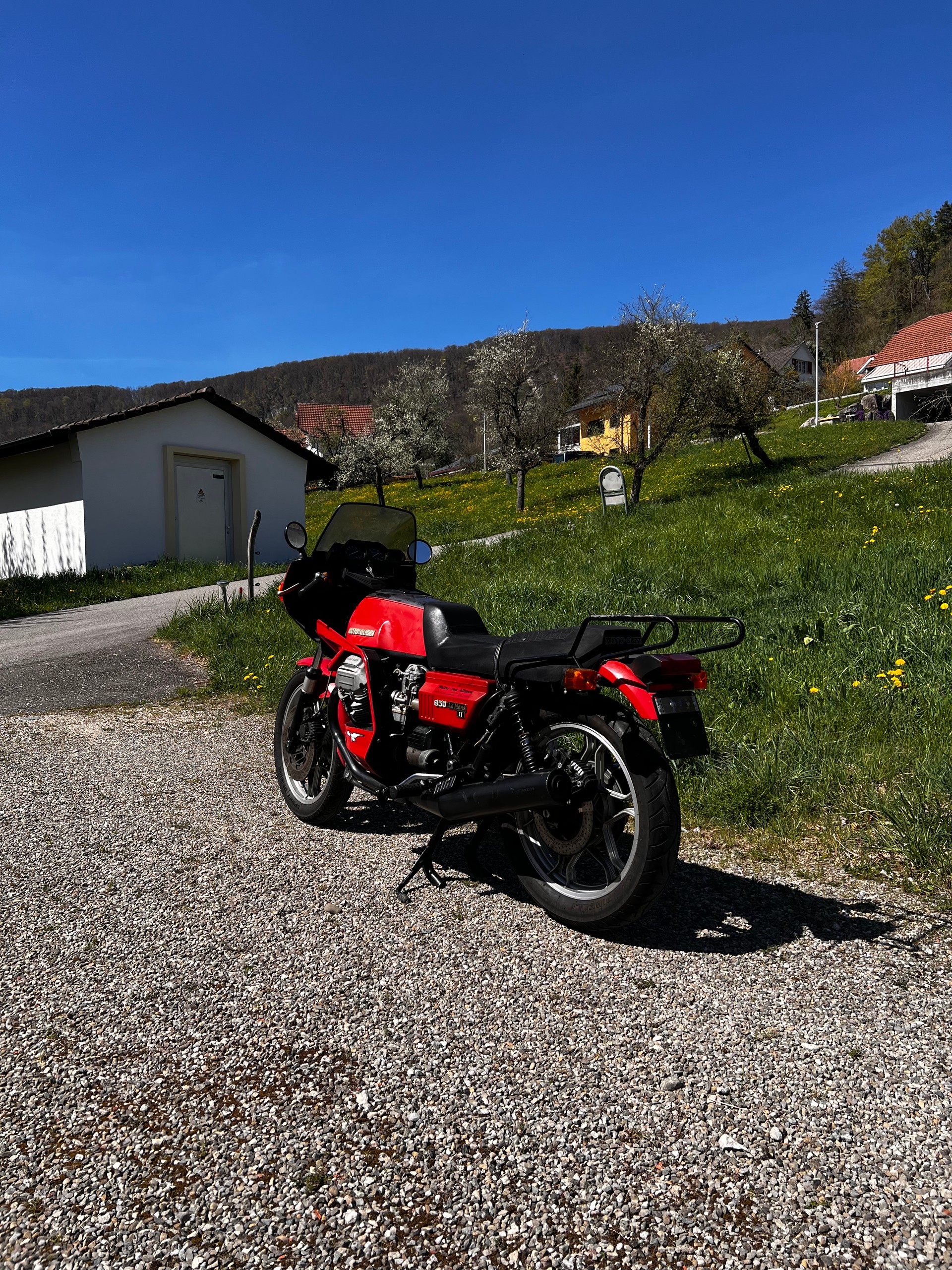 MOTO GUZZI Le Mans II-image-1