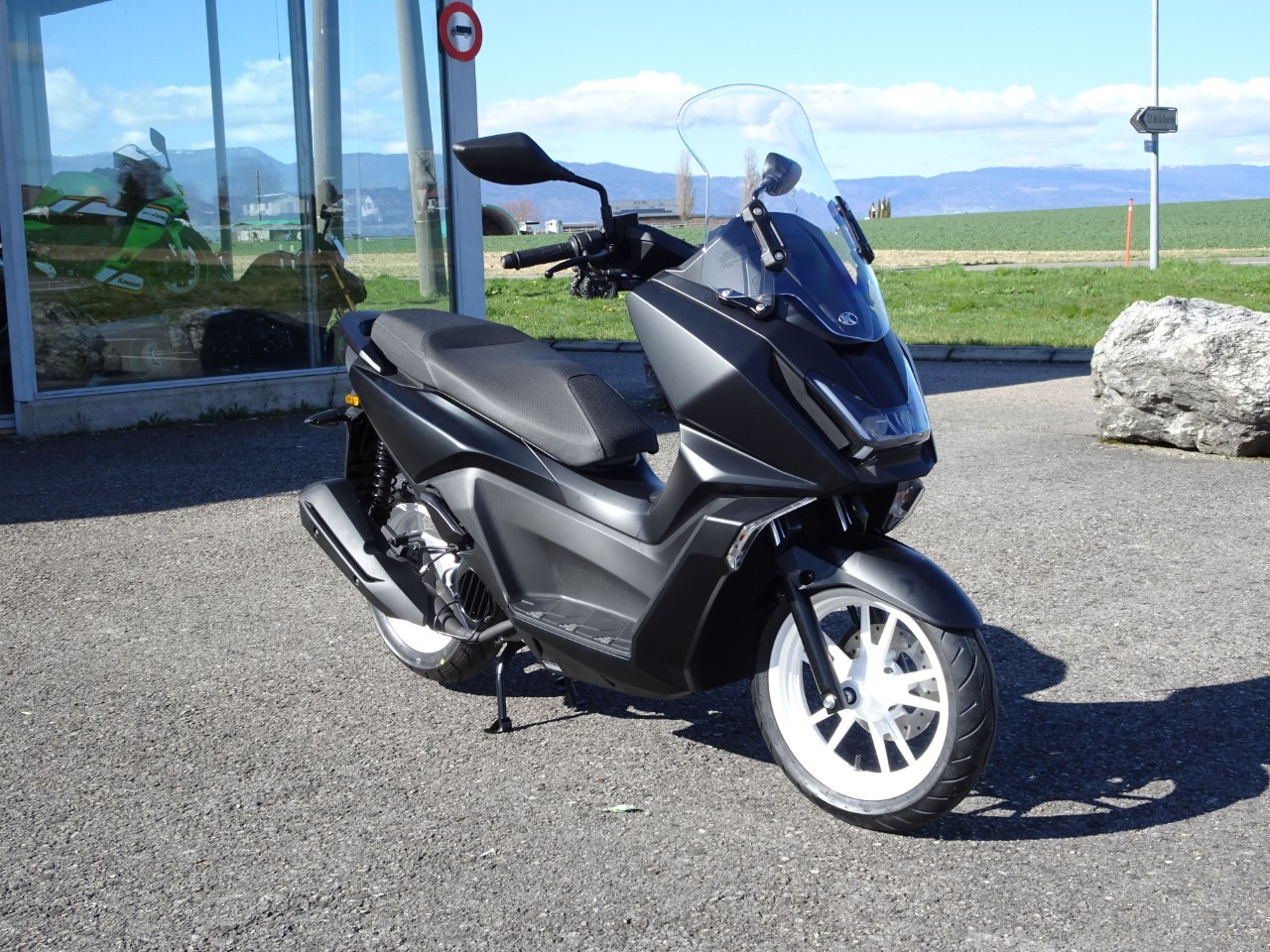 KYMCO Sky Town 125 Color-image-1