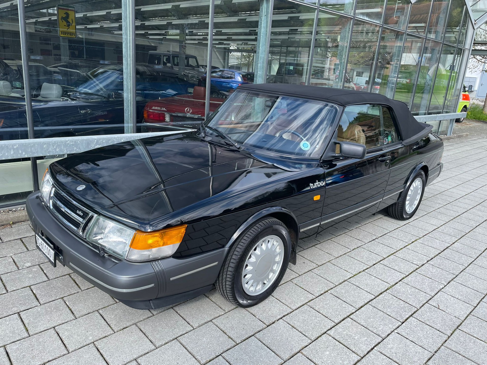 SAAB 900 2.0 turbo 16-showroom-element-1