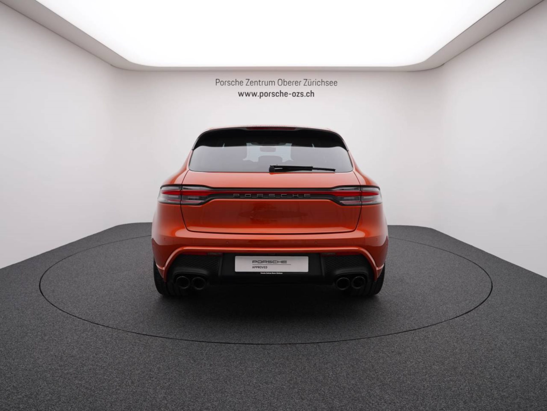 PORSCHE Macan T-image-5